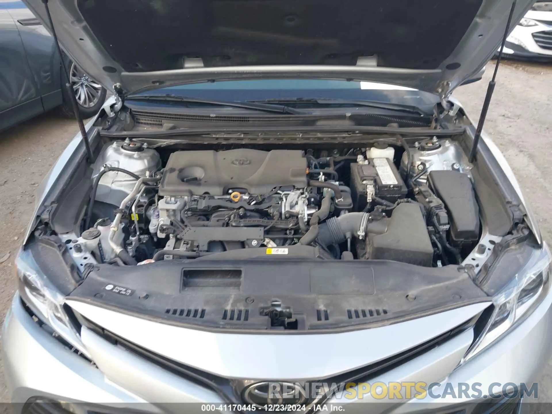 10 Photograph of a damaged car 4T1C11AK7LU965169 TOYOTA CAMRY 2020