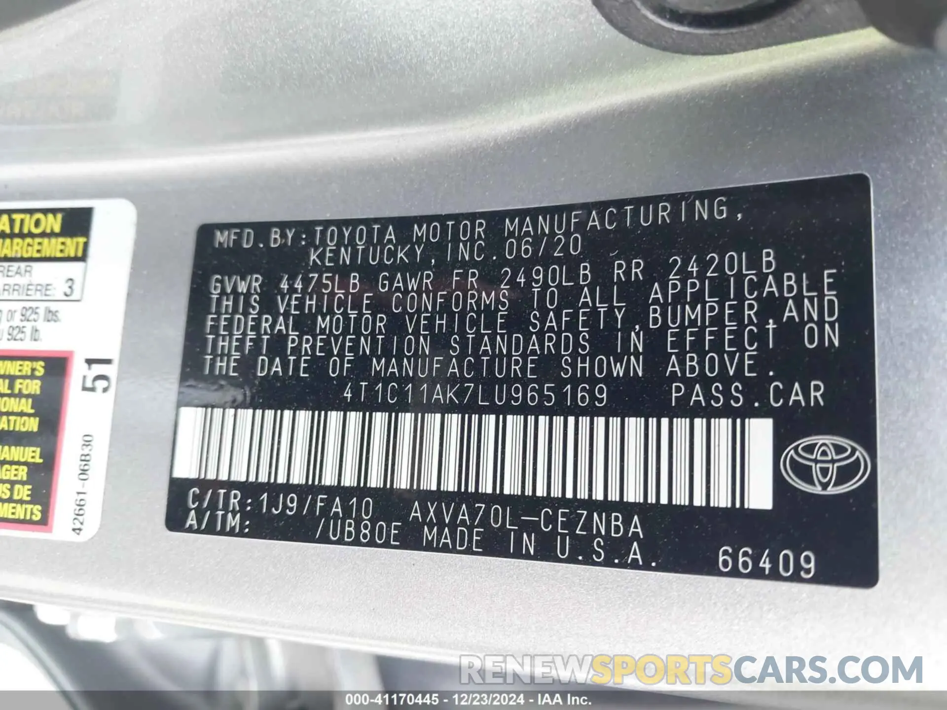 9 Photograph of a damaged car 4T1C11AK7LU965169 TOYOTA CAMRY 2020