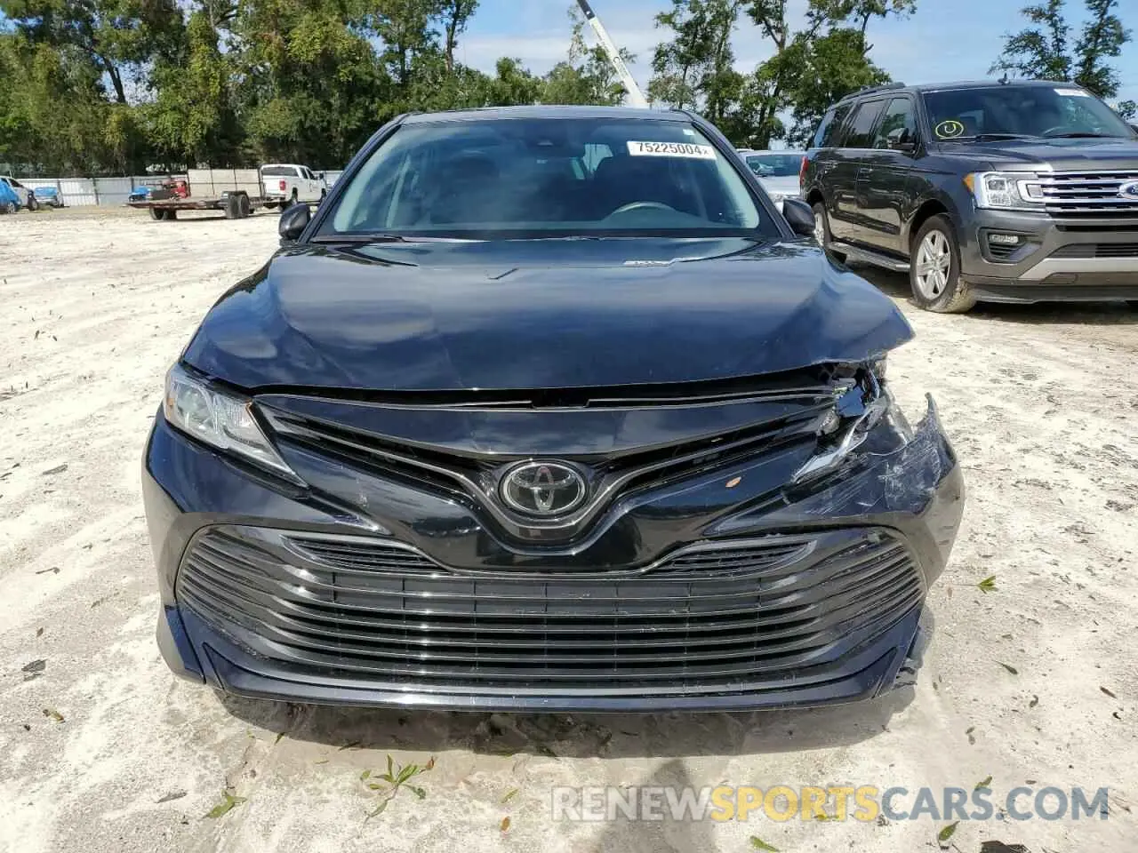 5 Photograph of a damaged car 4T1C11AK7LU966905 TOYOTA CAMRY 2020