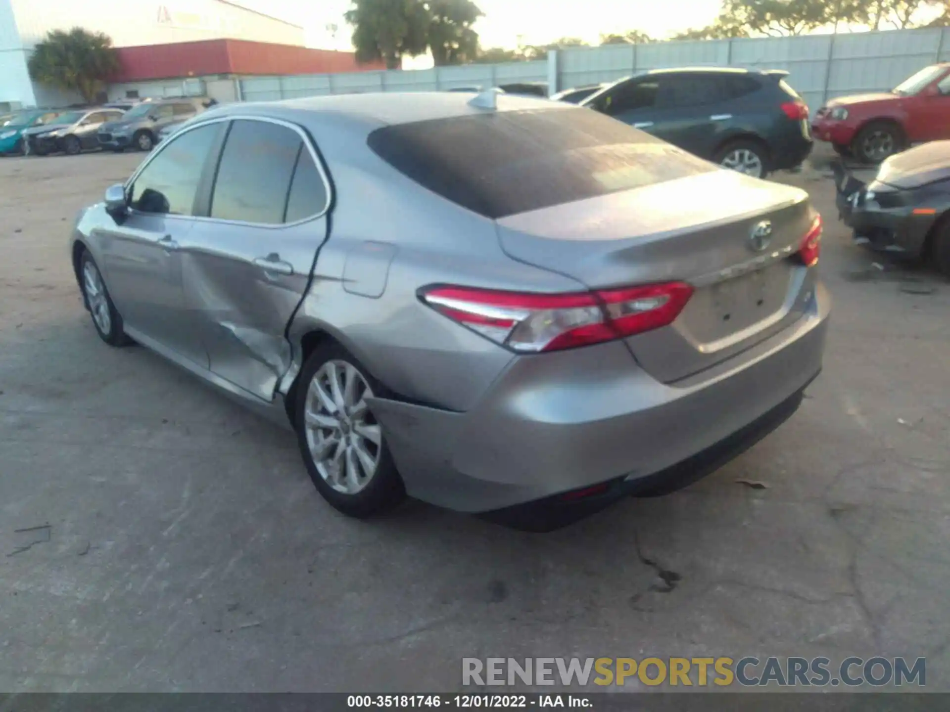 3 Photograph of a damaged car 4T1C11AK7LU971487 TOYOTA CAMRY 2020