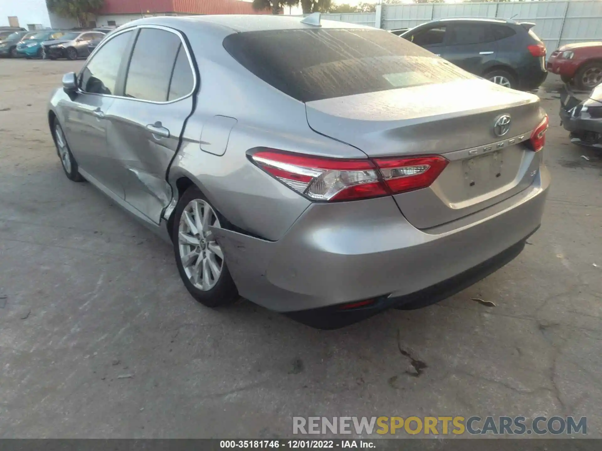 6 Photograph of a damaged car 4T1C11AK7LU971487 TOYOTA CAMRY 2020