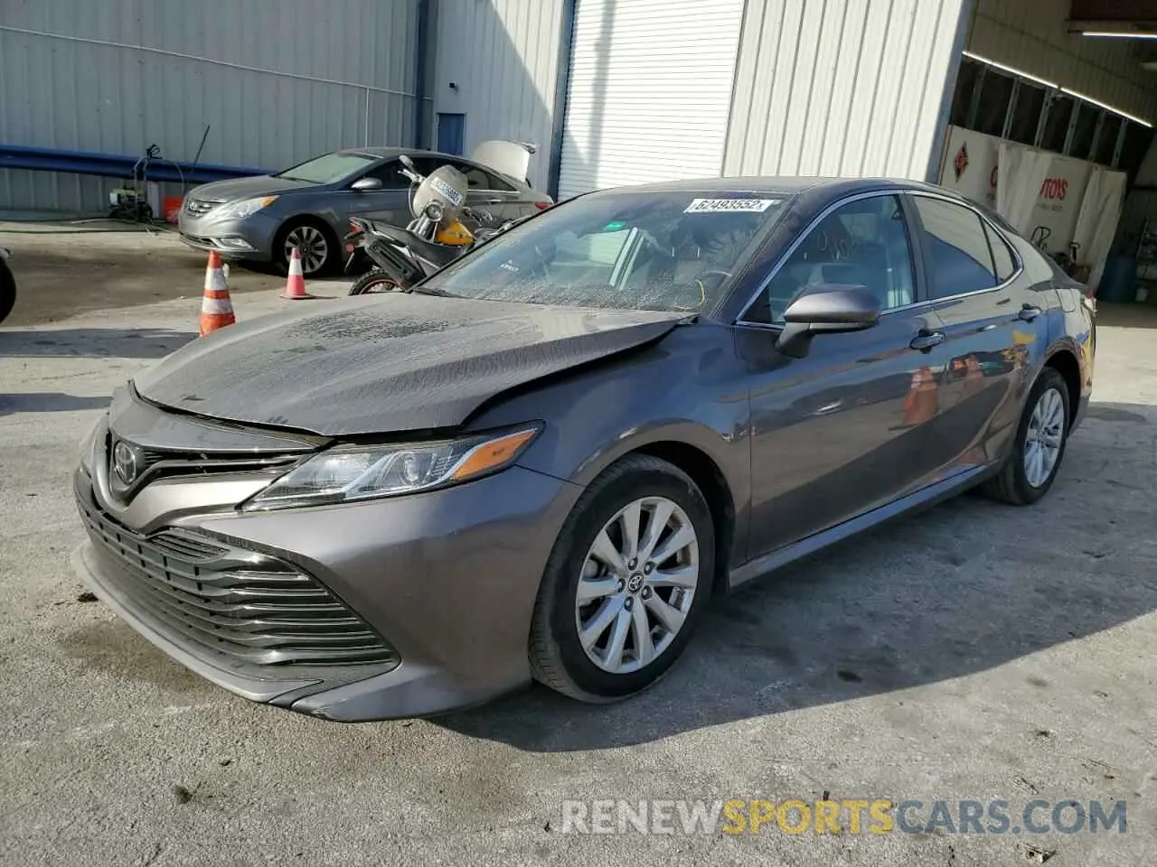 2 Photograph of a damaged car 4T1C11AK7LU975037 TOYOTA CAMRY 2020