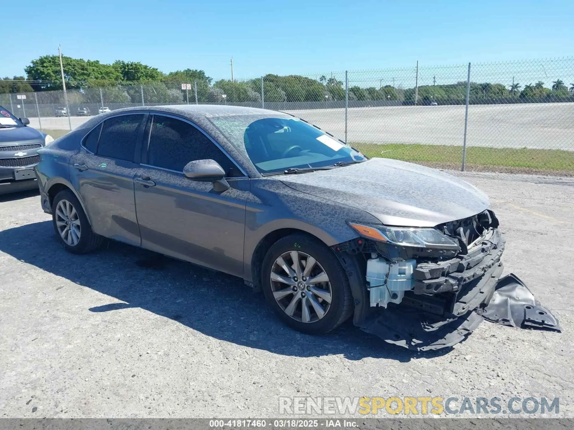 1 Photograph of a damaged car 4T1C11AK7LU981193 TOYOTA CAMRY 2020