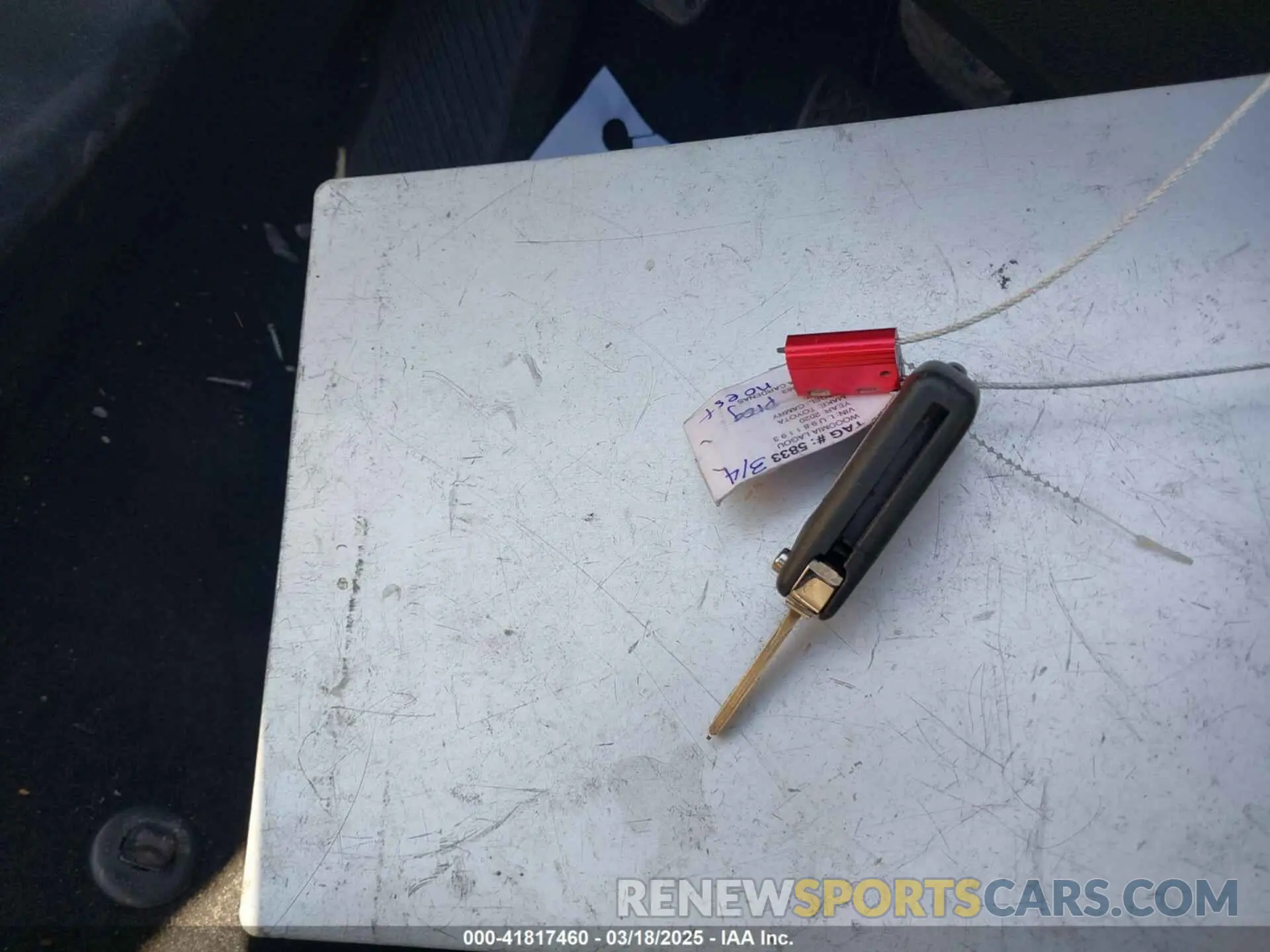 11 Photograph of a damaged car 4T1C11AK7LU981193 TOYOTA CAMRY 2020