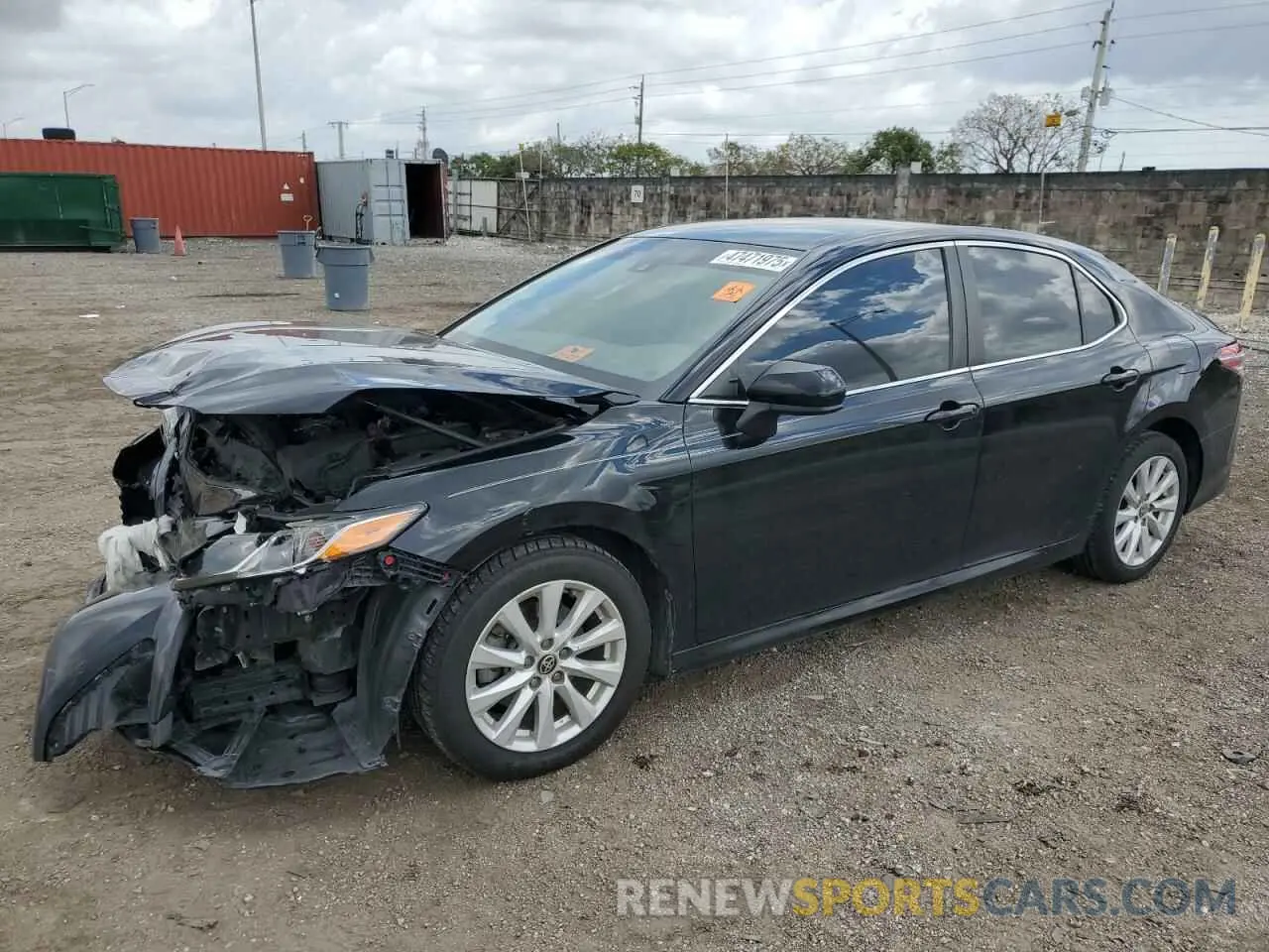 1 Photograph of a damaged car 4T1C11AK7LU981789 TOYOTA CAMRY 2020