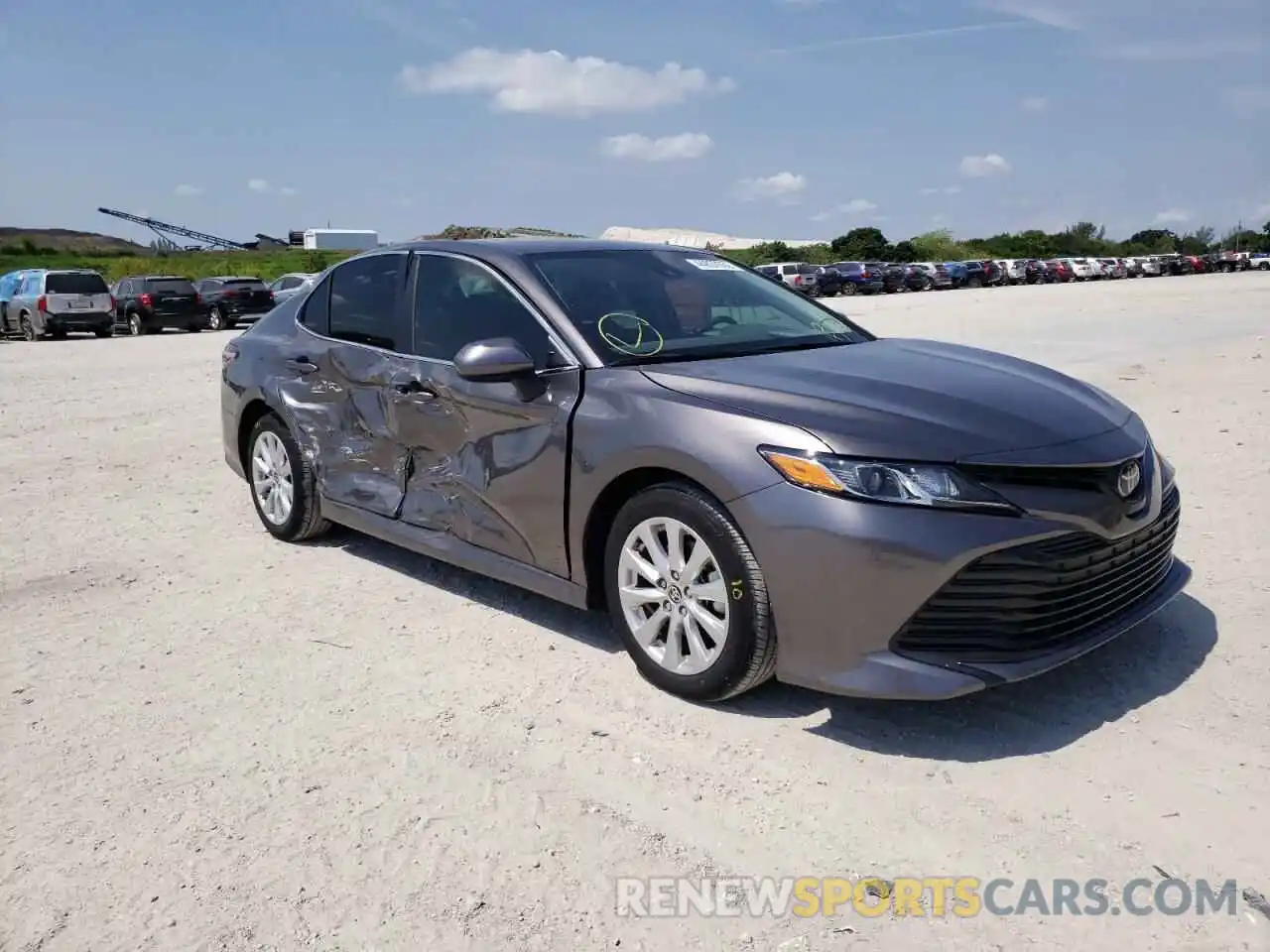 1 Photograph of a damaged car 4T1C11AK7LU982263 TOYOTA CAMRY 2020