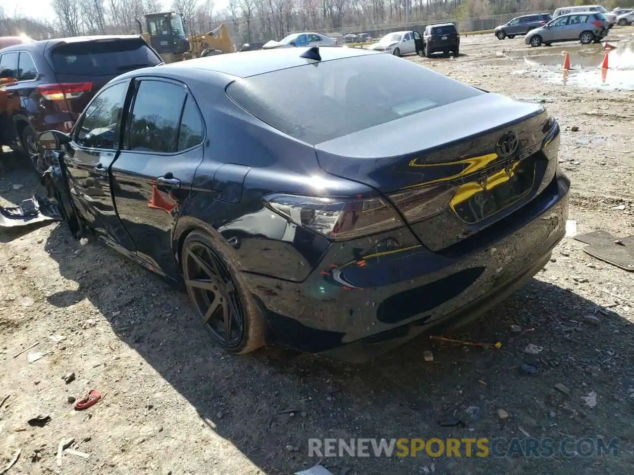 3 Photograph of a damaged car 4T1C11AK7LU990959 TOYOTA CAMRY 2020