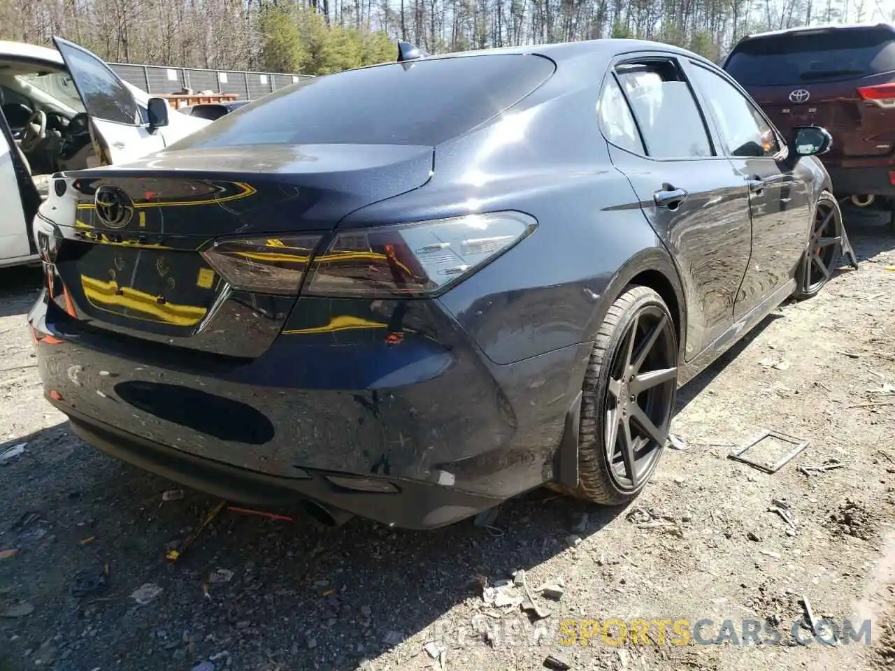 4 Photograph of a damaged car 4T1C11AK7LU990959 TOYOTA CAMRY 2020