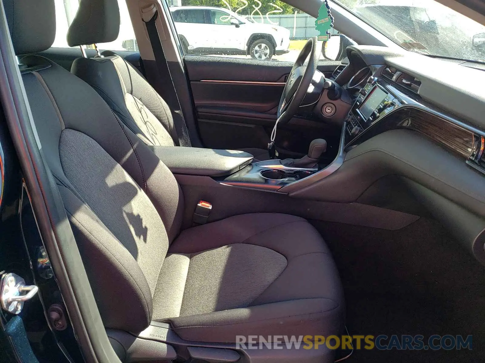 5 Photograph of a damaged car 4T1C11AK7LU995580 TOYOTA CAMRY 2020