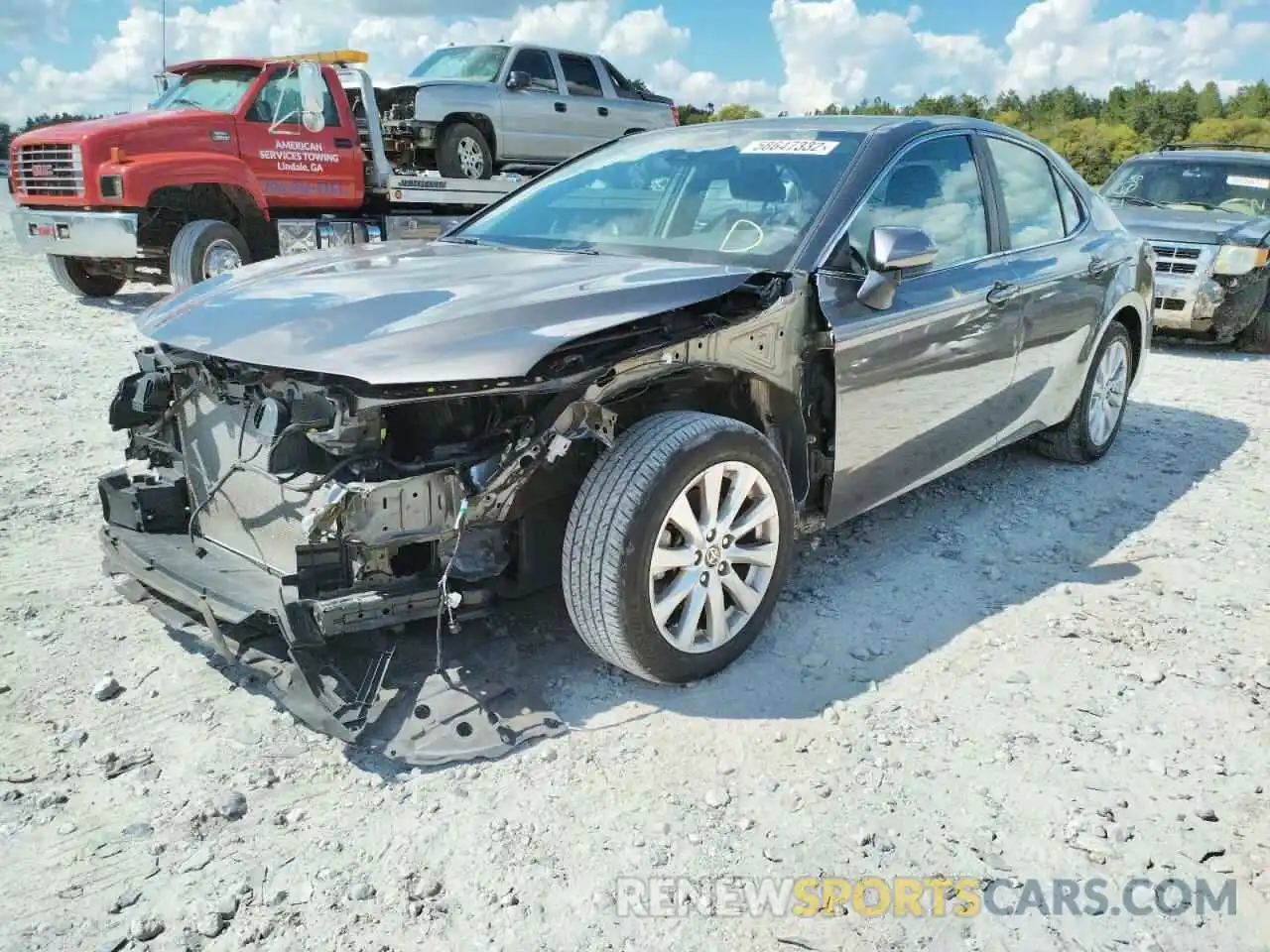 2 Photograph of a damaged car 4T1C11AK7LU997698 TOYOTA CAMRY 2020