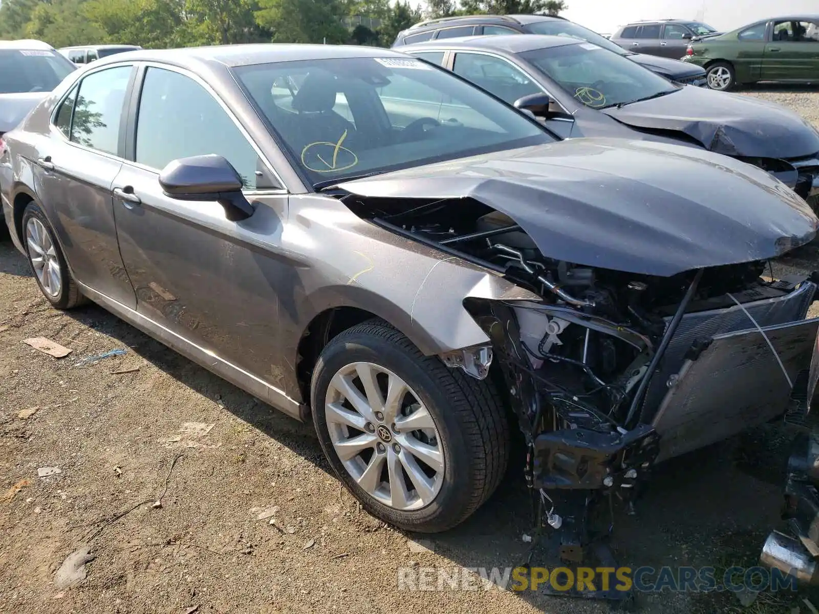 1 Photograph of a damaged car 4T1C11AK7LU999502 TOYOTA CAMRY 2020