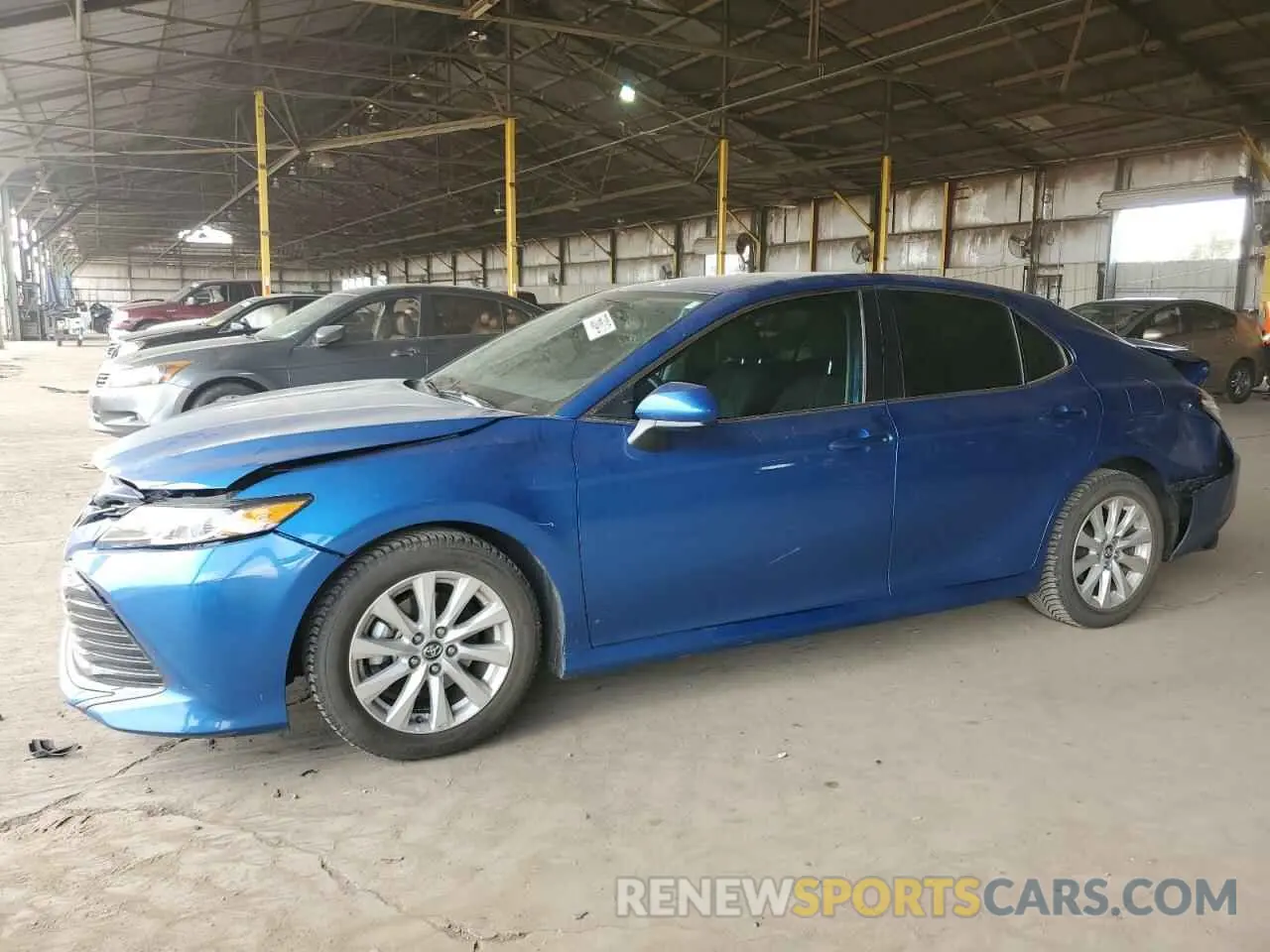 1 Photograph of a damaged car 4T1C11AK8LU310521 TOYOTA CAMRY 2020