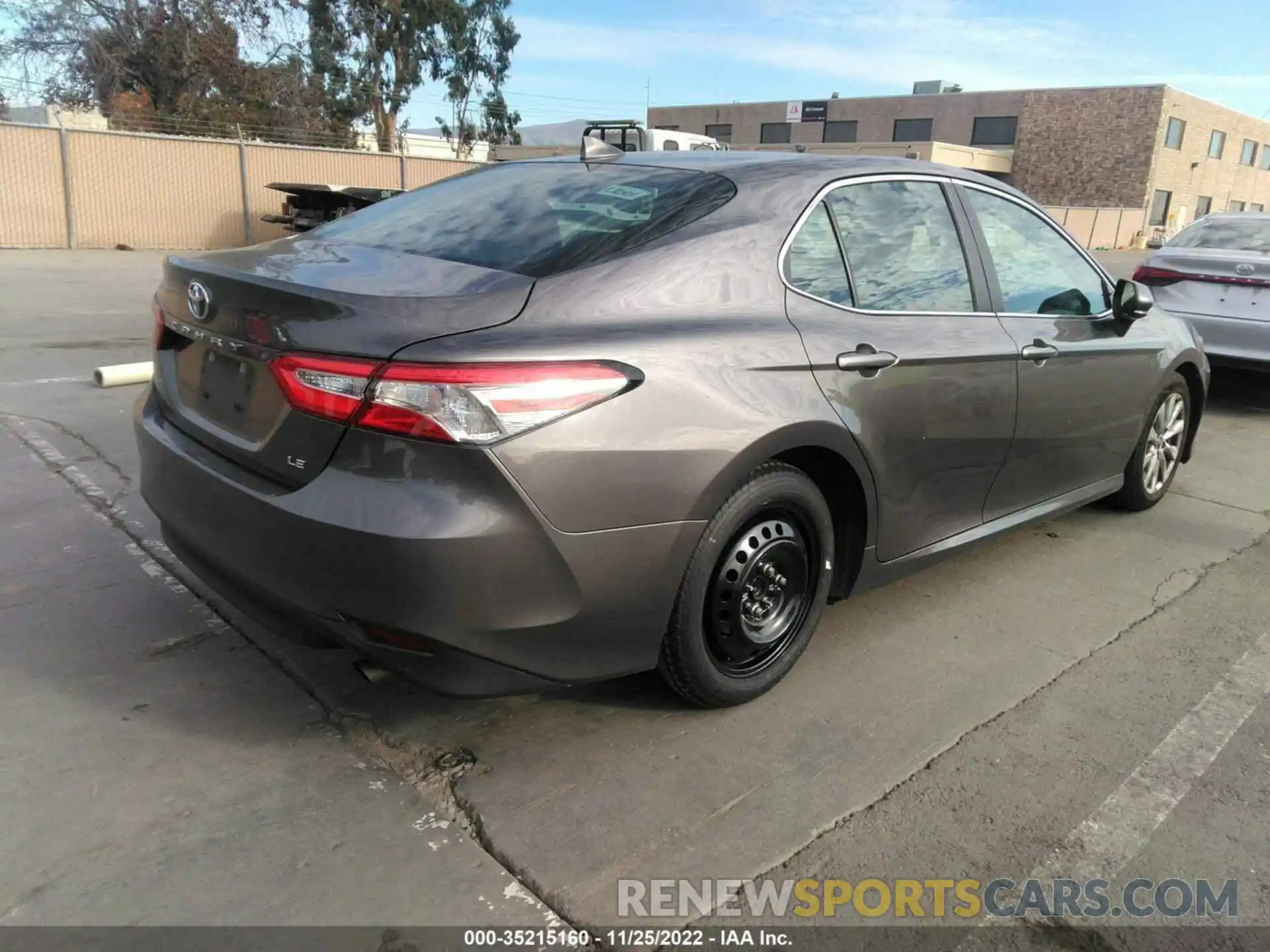 4 Photograph of a damaged car 4T1C11AK8LU316108 TOYOTA CAMRY 2020