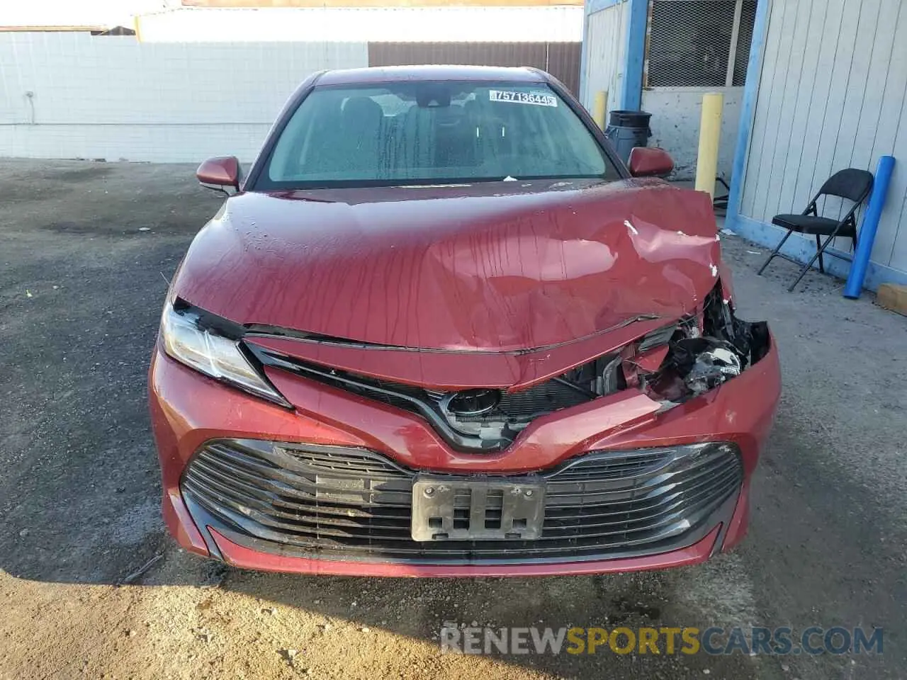 5 Photograph of a damaged car 4T1C11AK8LU325469 TOYOTA CAMRY 2020