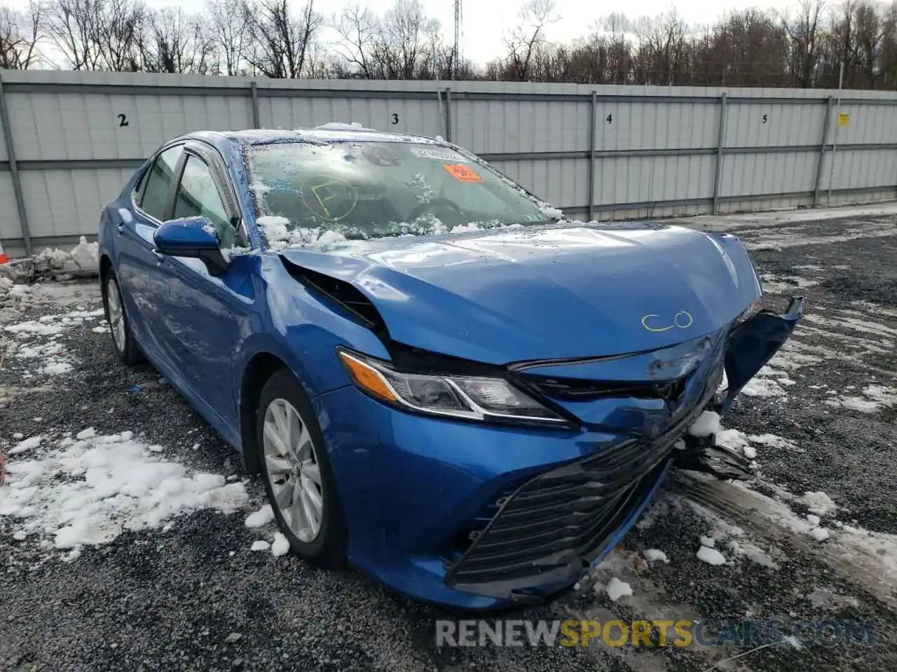 1 Photograph of a damaged car 4T1C11AK8LU326119 TOYOTA CAMRY 2020