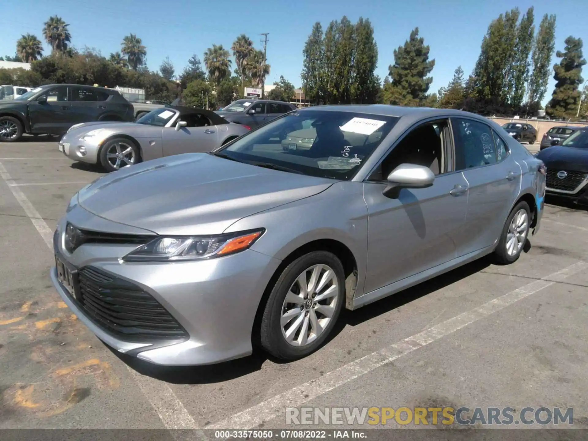 2 Photograph of a damaged car 4T1C11AK8LU330025 TOYOTA CAMRY 2020