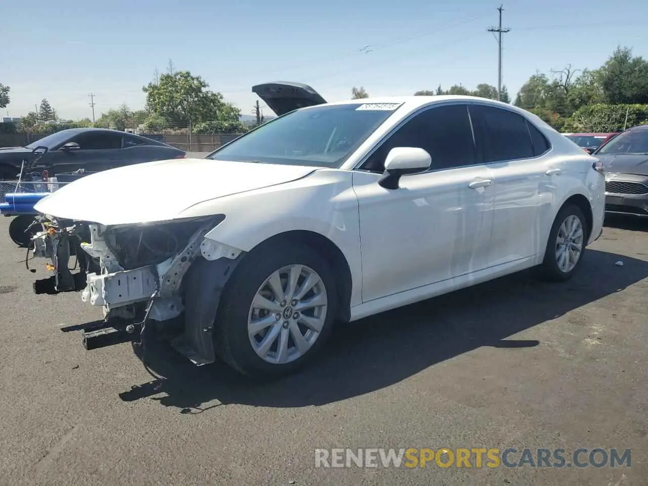 1 Photograph of a damaged car 4T1C11AK8LU348802 TOYOTA CAMRY 2020