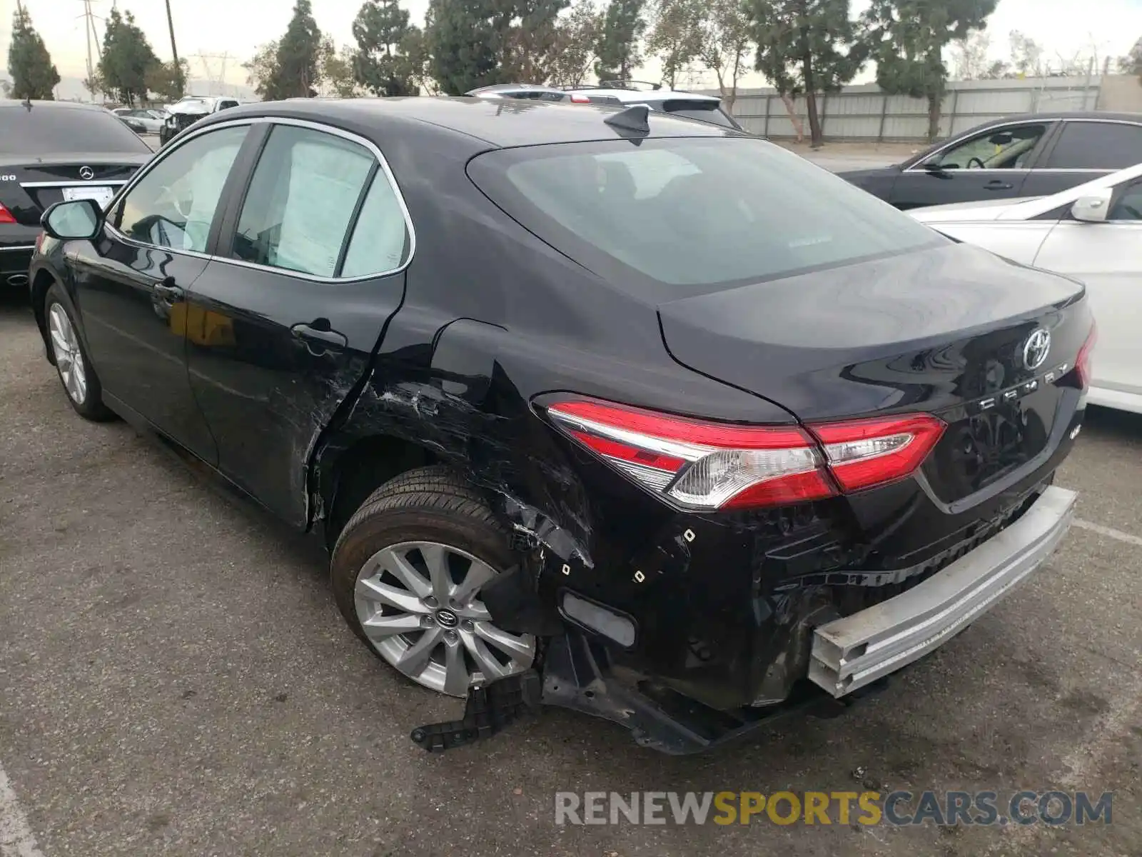 3 Photograph of a damaged car 4T1C11AK8LU349027 TOYOTA CAMRY 2020