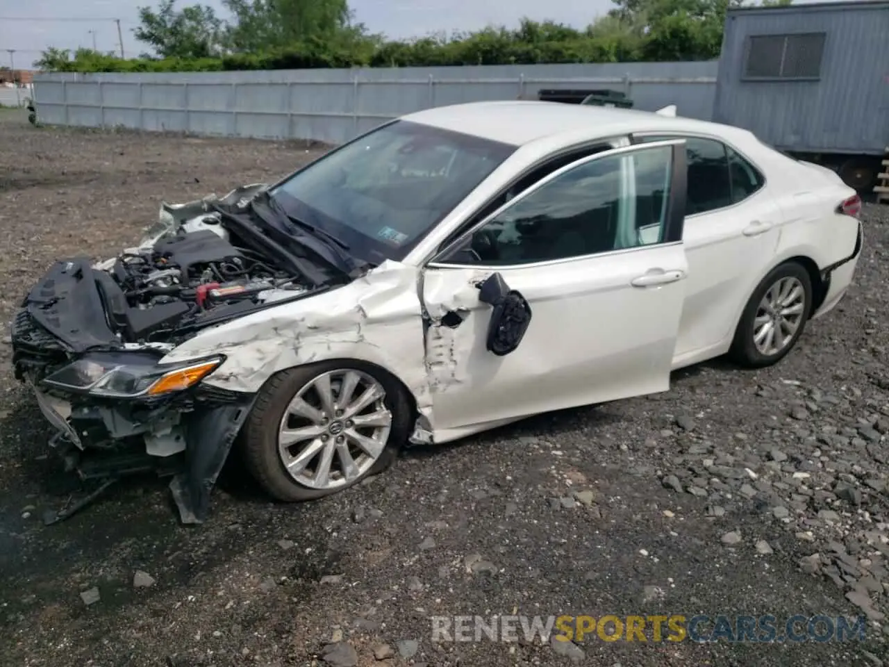 1 Photograph of a damaged car 4T1C11AK8LU351473 TOYOTA CAMRY 2020