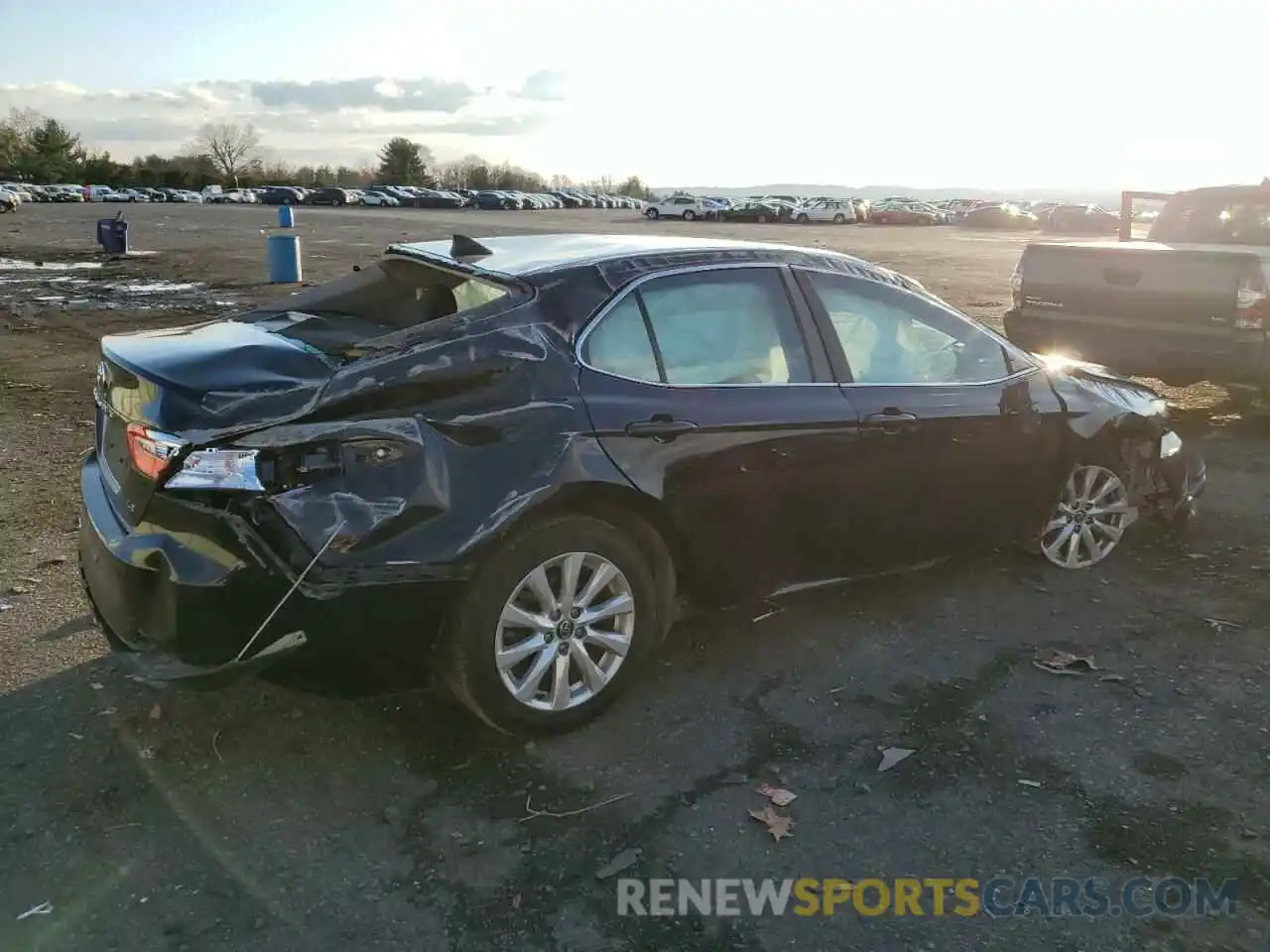 3 Photograph of a damaged car 4T1C11AK8LU355278 TOYOTA CAMRY 2020