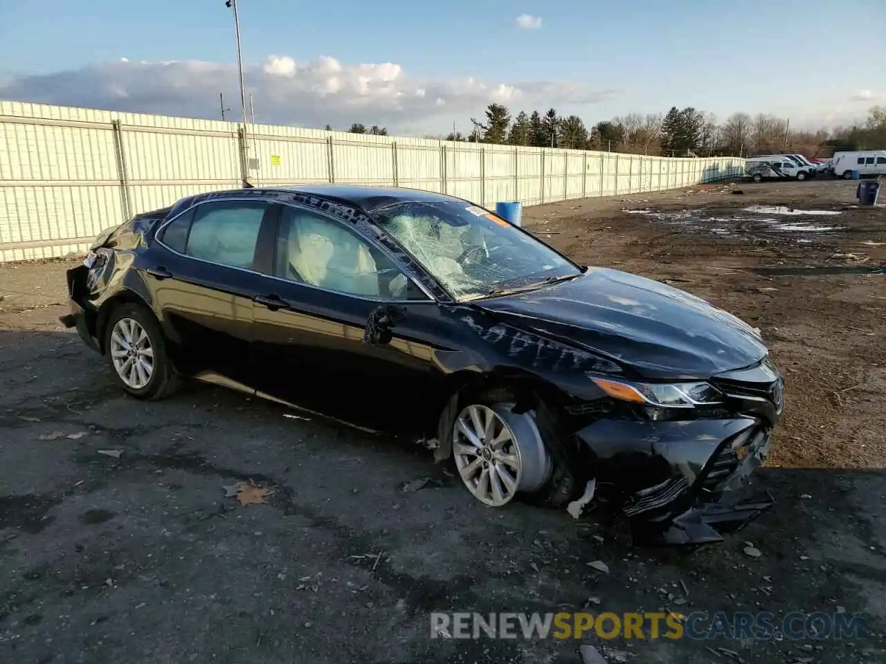 4 Photograph of a damaged car 4T1C11AK8LU355278 TOYOTA CAMRY 2020