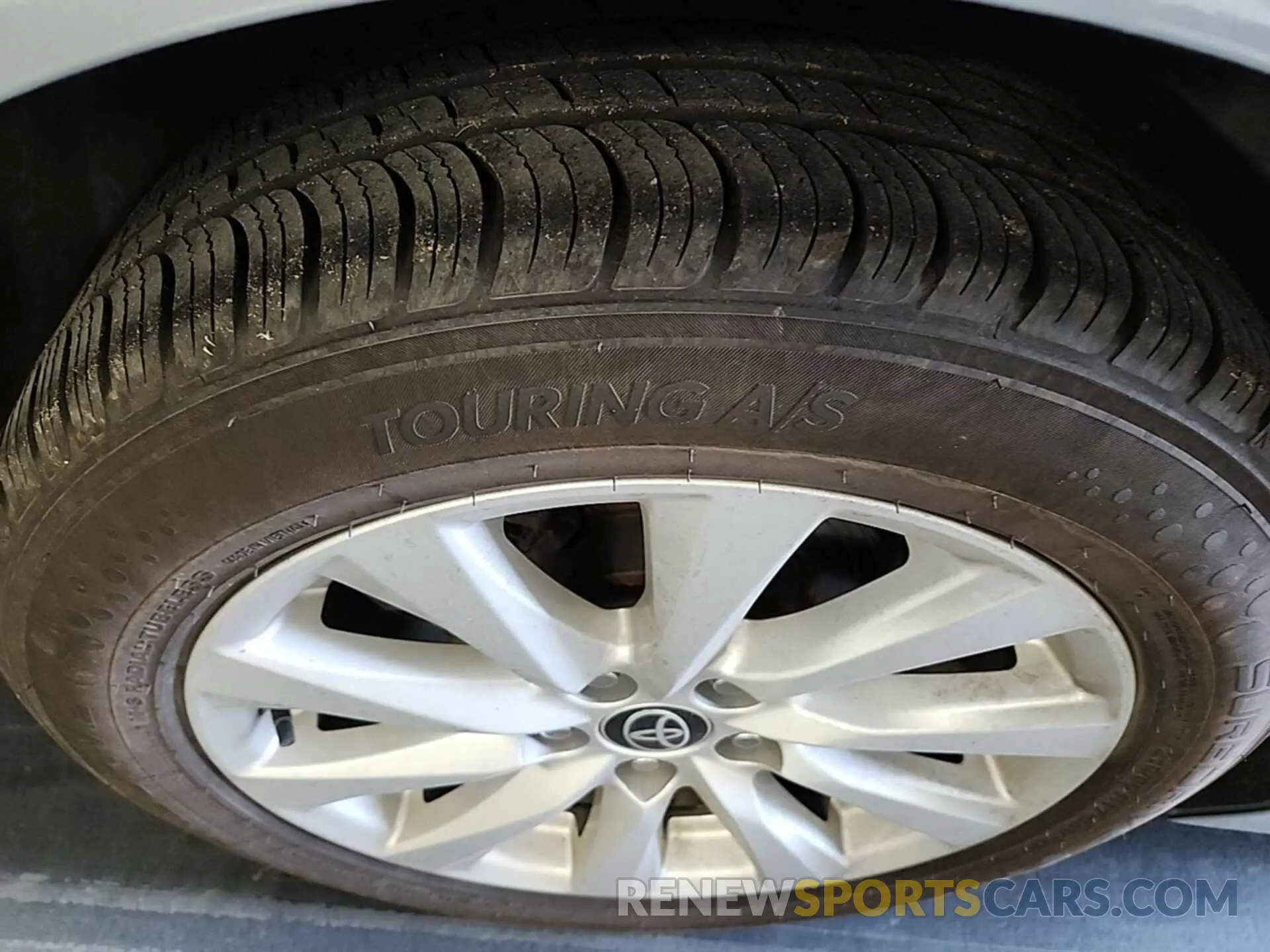 21 Photograph of a damaged car 4T1C11AK8LU362750 TOYOTA CAMRY 2020