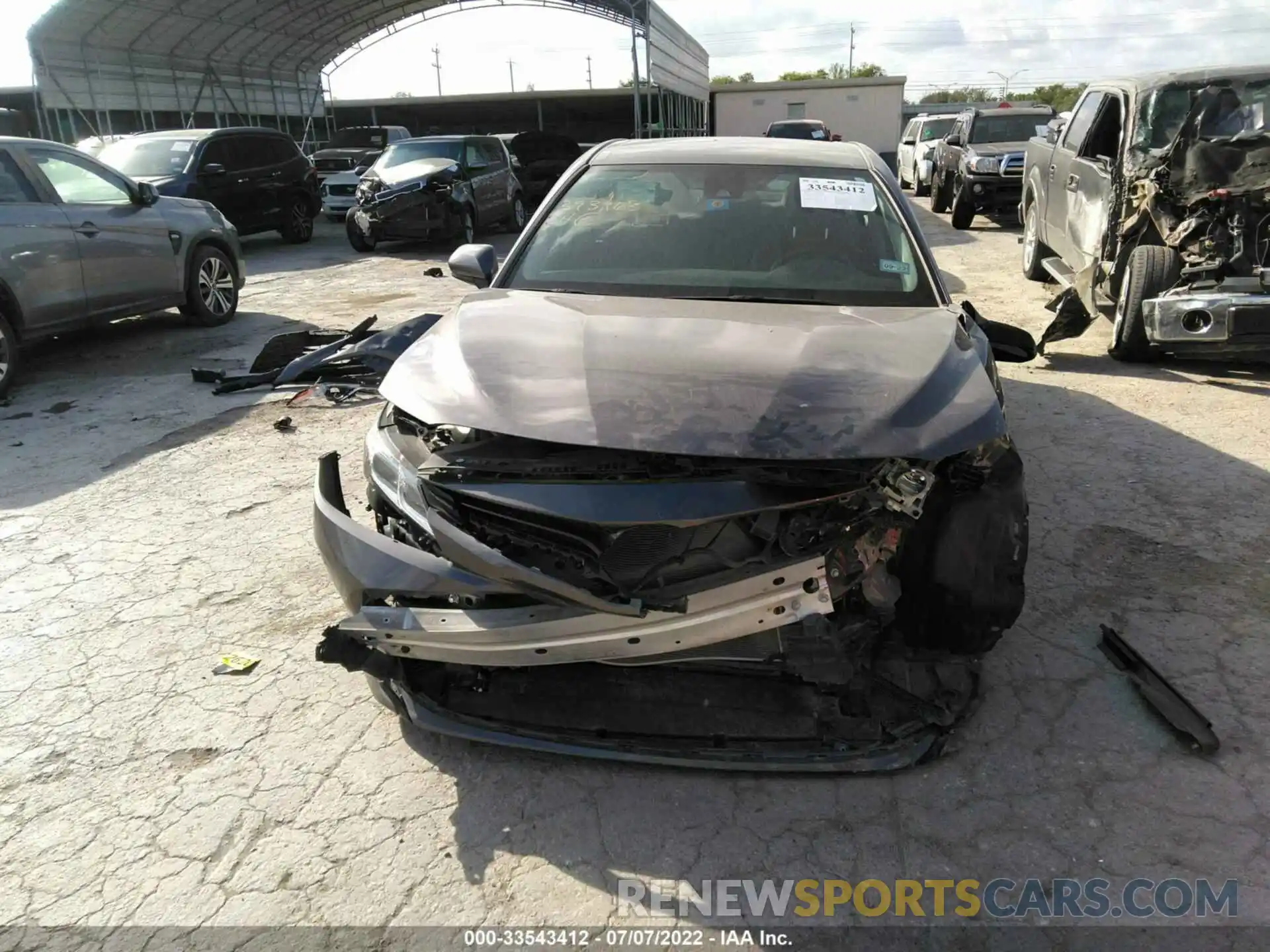 6 Photograph of a damaged car 4T1C11AK8LU393965 TOYOTA CAMRY 2020