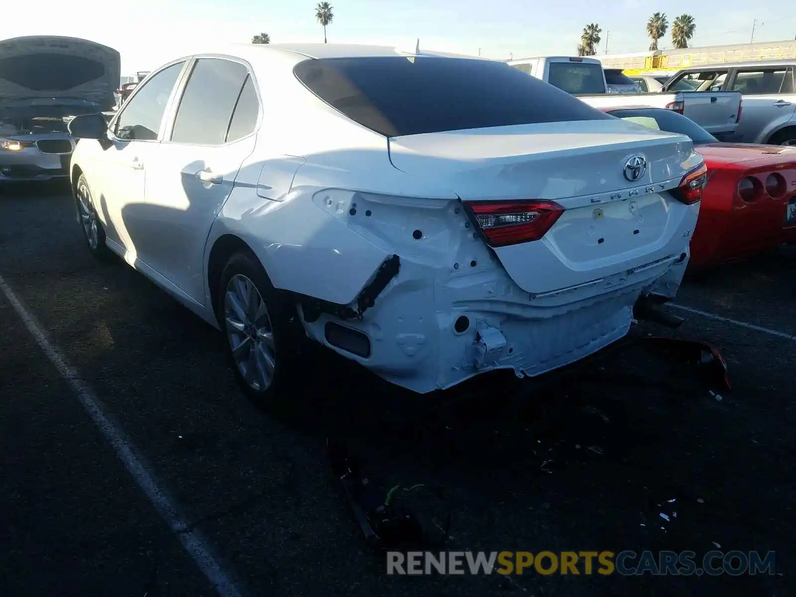 3 Photograph of a damaged car 4T1C11AK8LU511058 TOYOTA CAMRY 2020