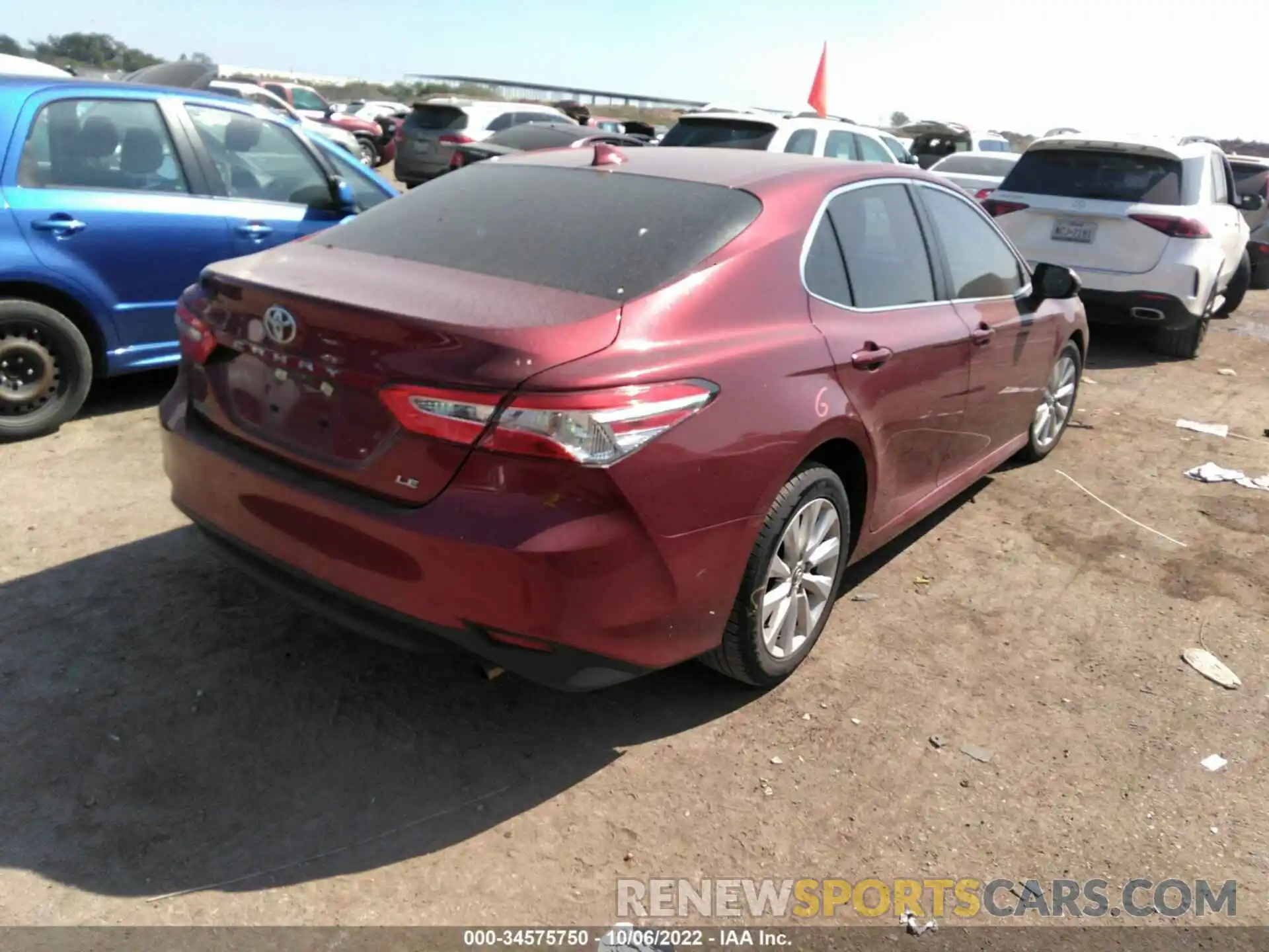 4 Photograph of a damaged car 4T1C11AK8LU859183 TOYOTA CAMRY 2020