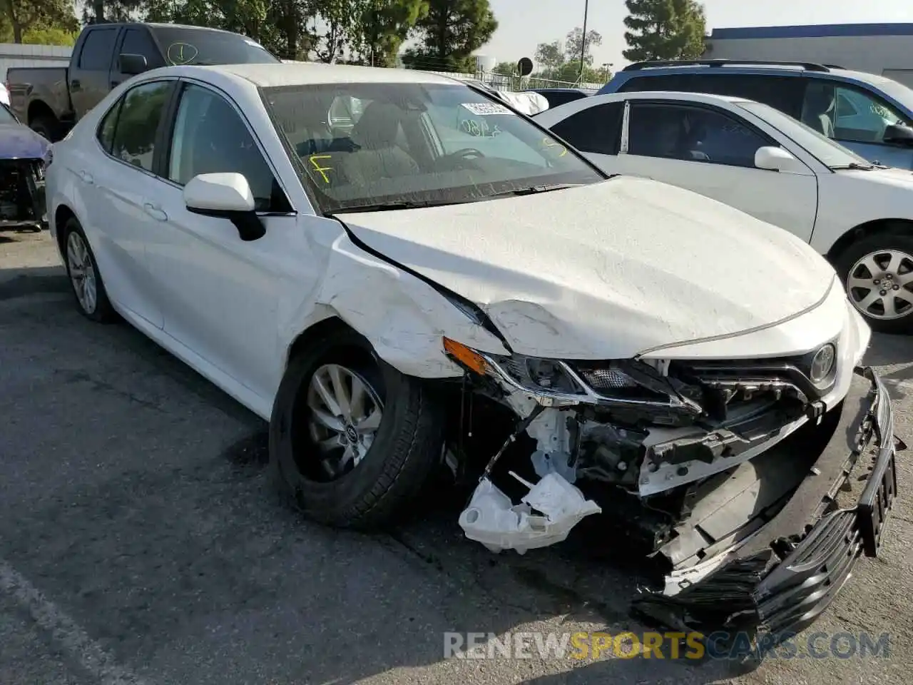 1 Photograph of a damaged car 4T1C11AK8LU879563 TOYOTA CAMRY 2020