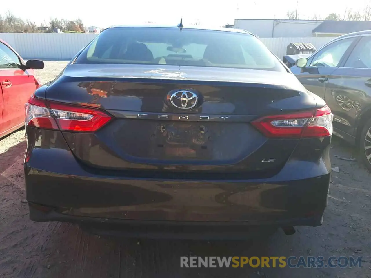 6 Photograph of a damaged car 4T1C11AK8LU882205 TOYOTA CAMRY 2020