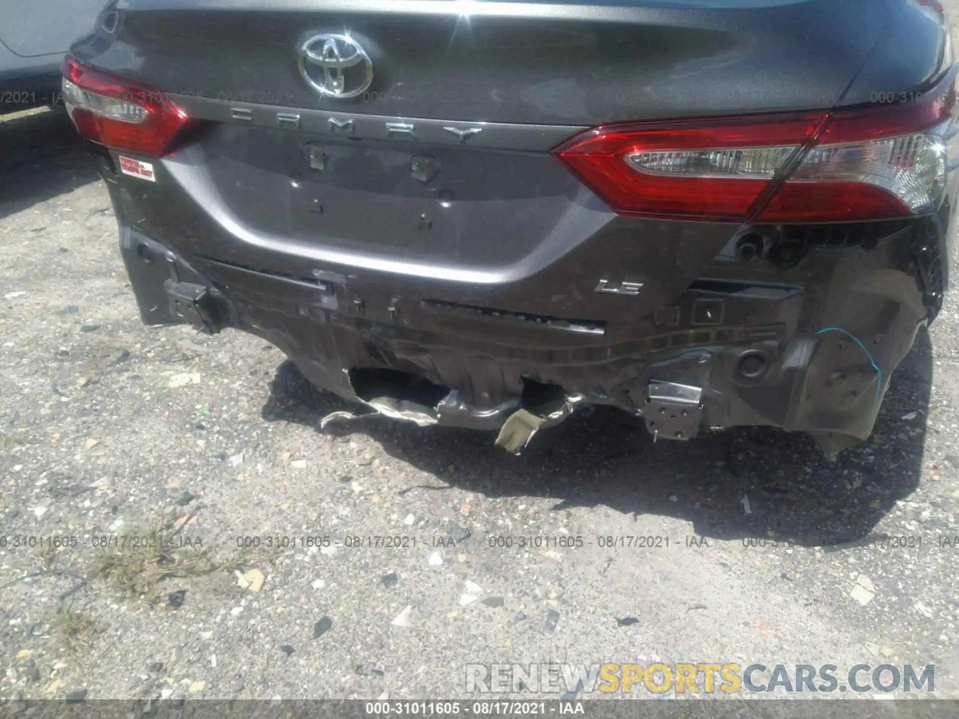 6 Photograph of a damaged car 4T1C11AK8LU889235 TOYOTA CAMRY 2020