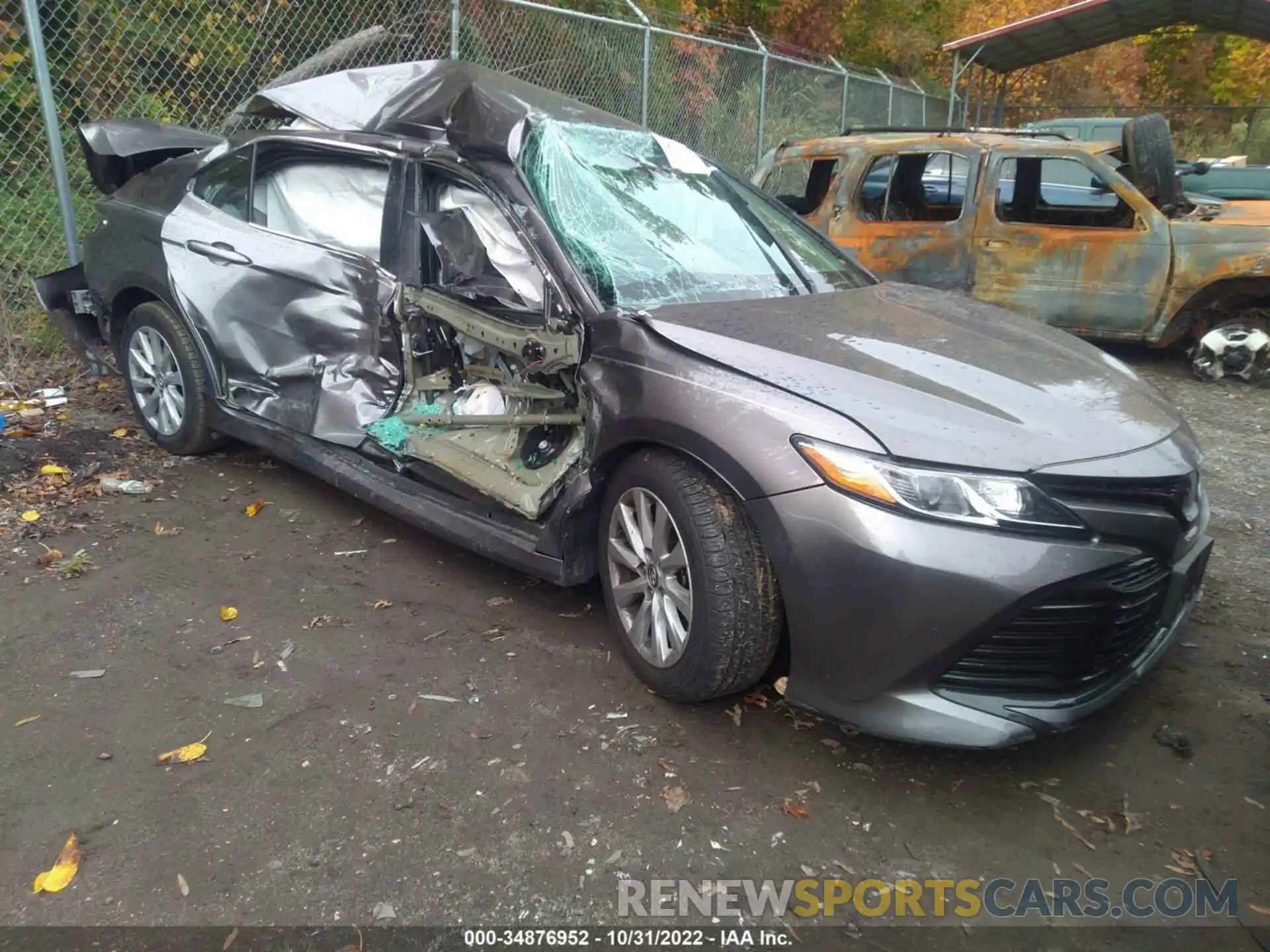 1 Photograph of a damaged car 4T1C11AK8LU898534 TOYOTA CAMRY 2020