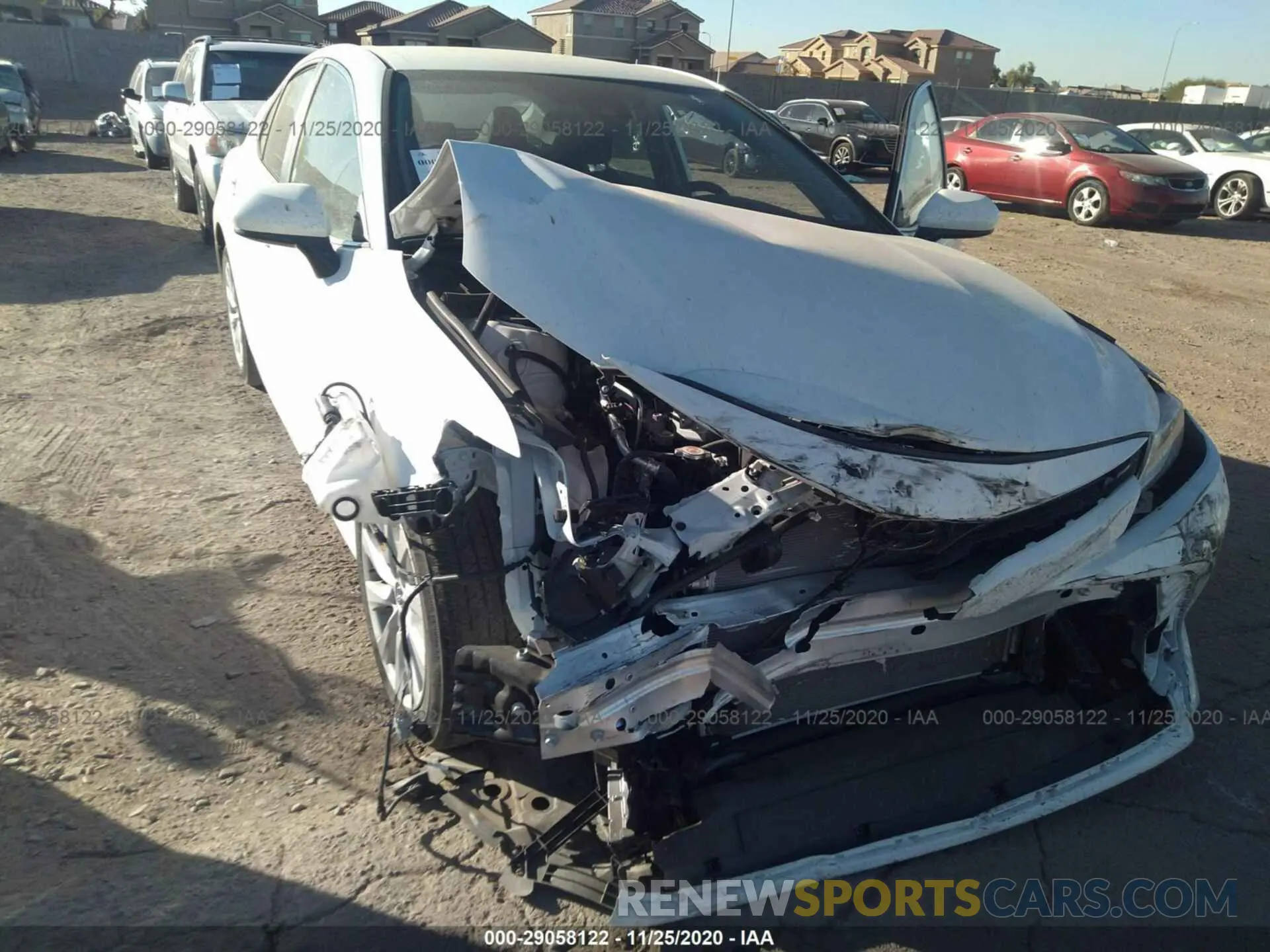 6 Photograph of a damaged car 4T1C11AK8LU916725 TOYOTA CAMRY 2020
