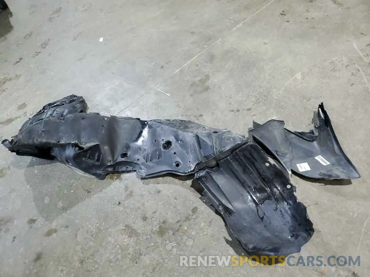 12 Photograph of a damaged car 4T1C11AK8LU925599 TOYOTA CAMRY 2020