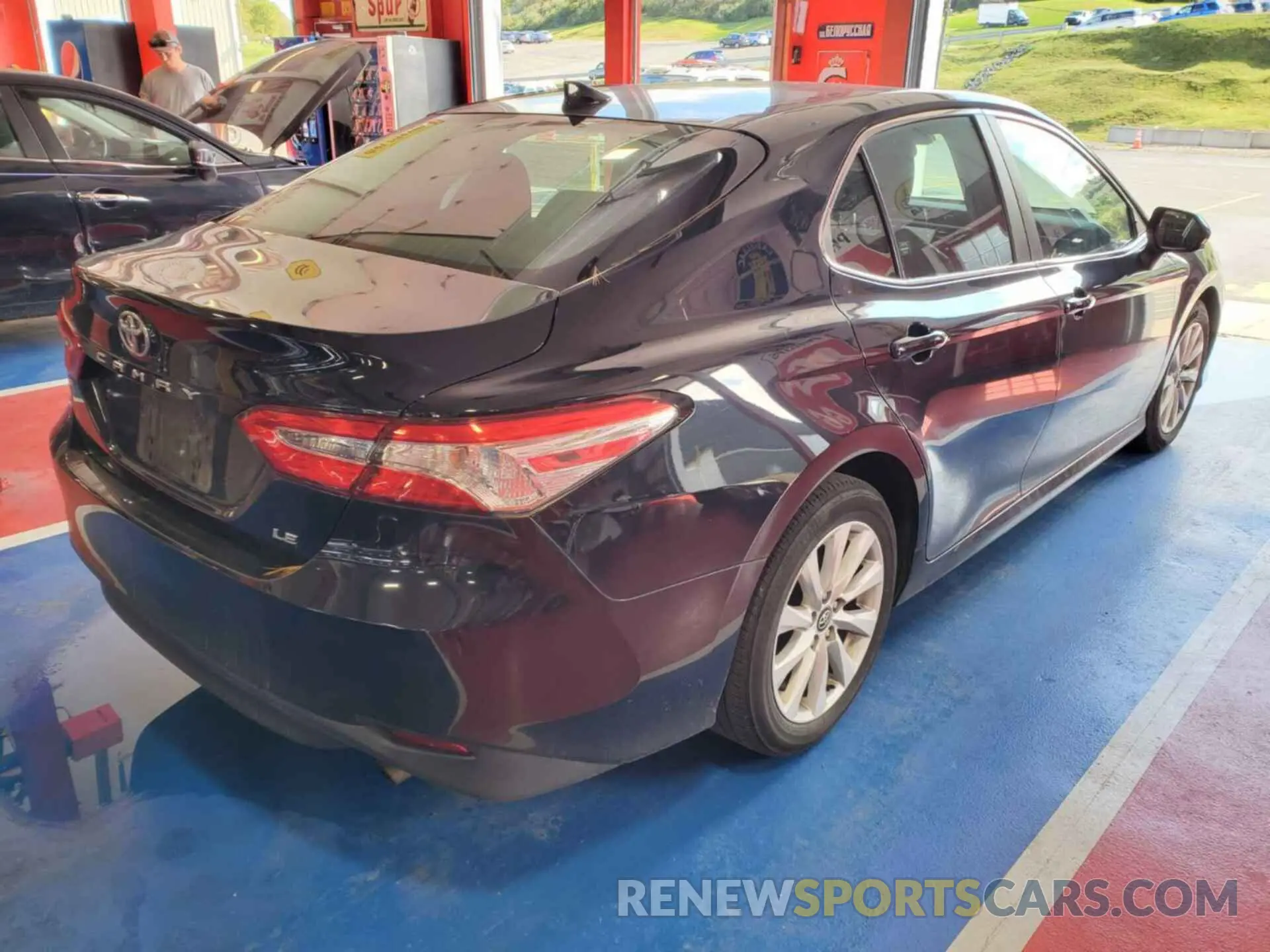 12 Photograph of a damaged car 4T1C11AK8LU926008 TOYOTA CAMRY 2020