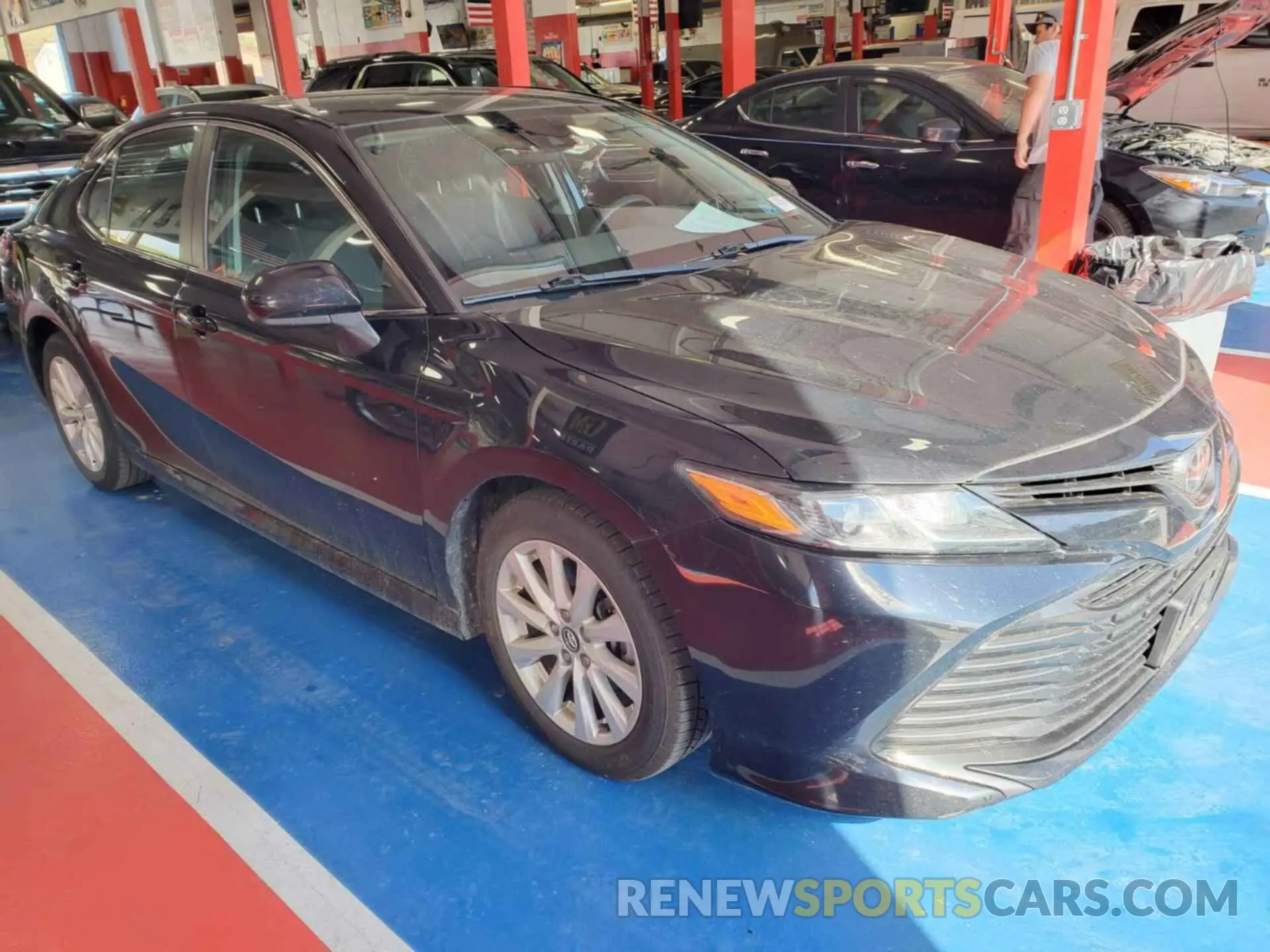 14 Photograph of a damaged car 4T1C11AK8LU926008 TOYOTA CAMRY 2020