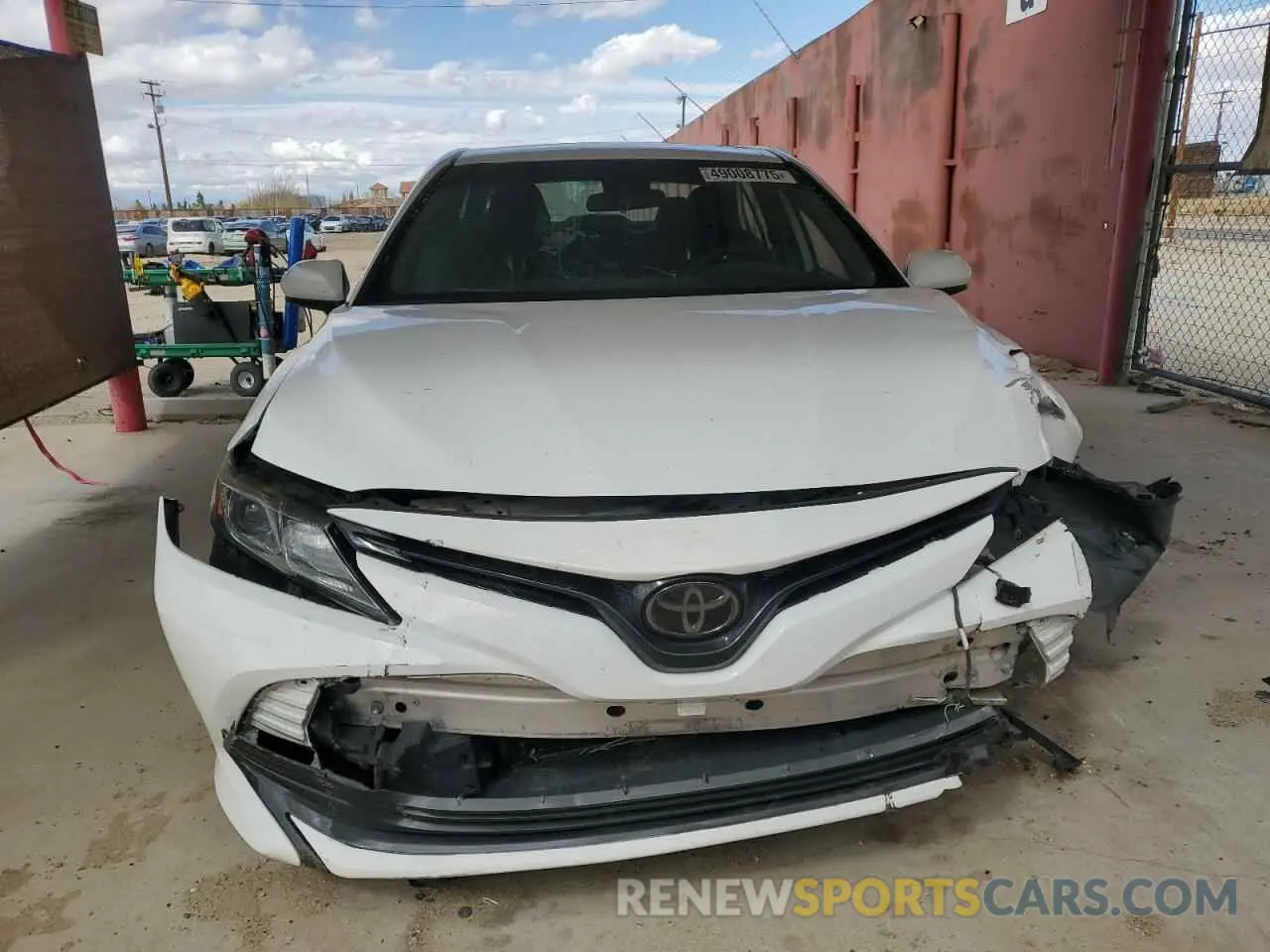 5 Photograph of a damaged car 4T1C11AK8LU931287 TOYOTA CAMRY 2020