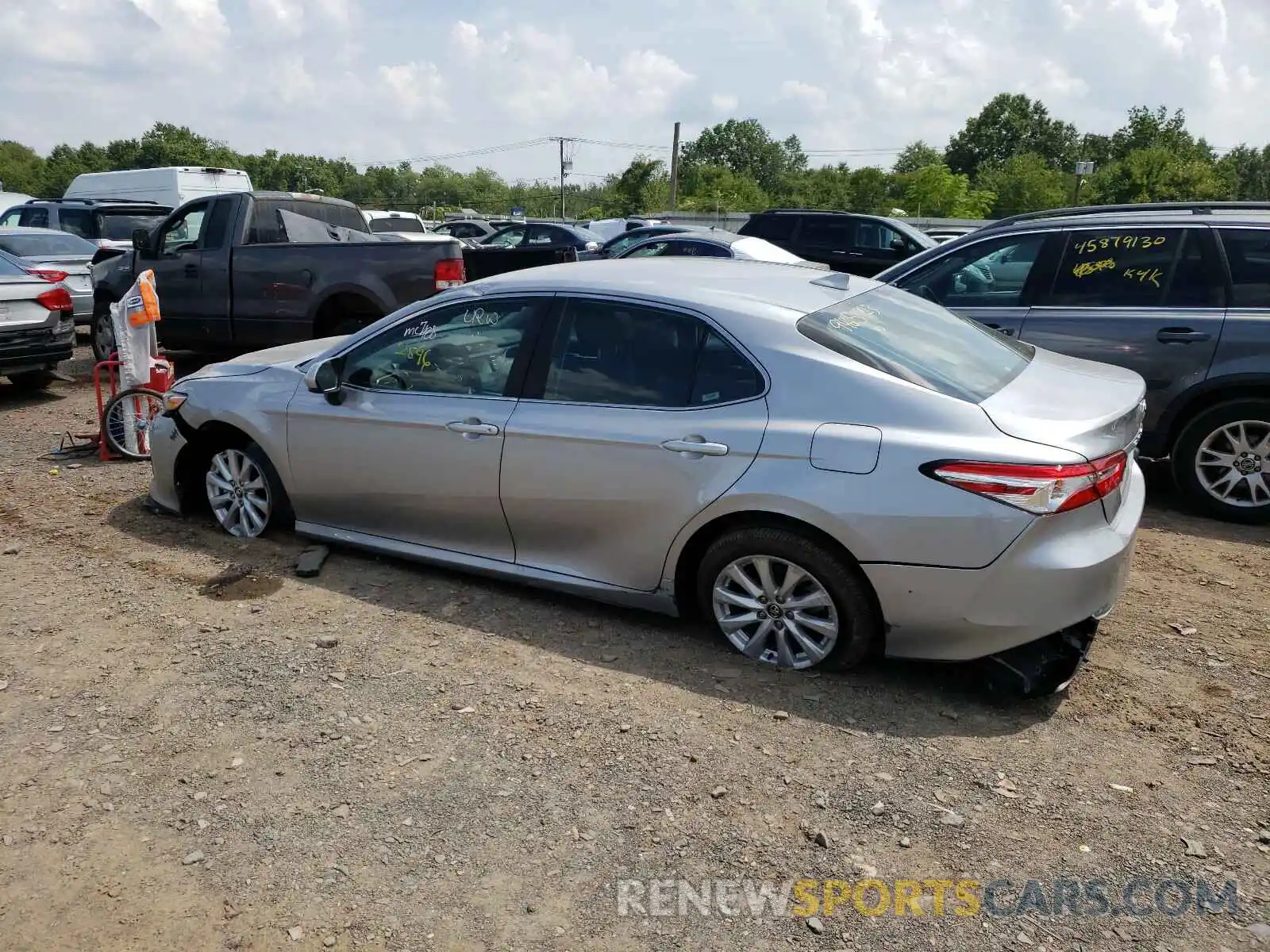 9 Photograph of a damaged car 4T1C11AK8LU941804 TOYOTA CAMRY 2020