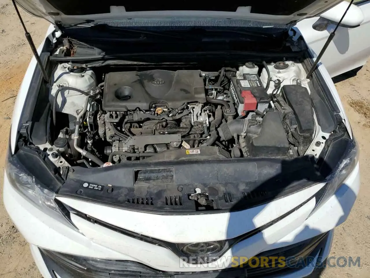 12 Photograph of a damaged car 4T1C11AK8LU942967 TOYOTA CAMRY 2020