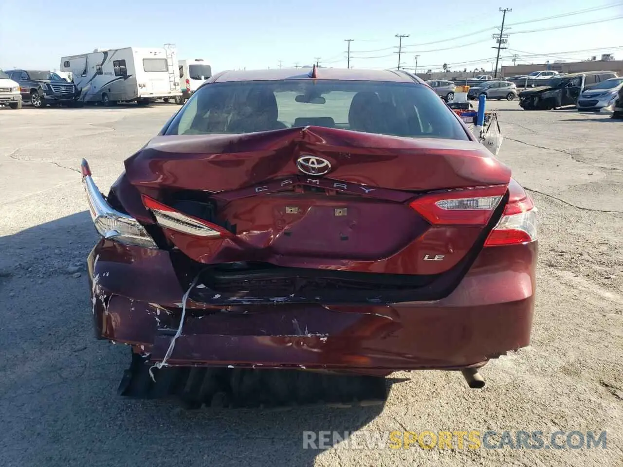 6 Photograph of a damaged car 4T1C11AK8LU947800 TOYOTA CAMRY 2020