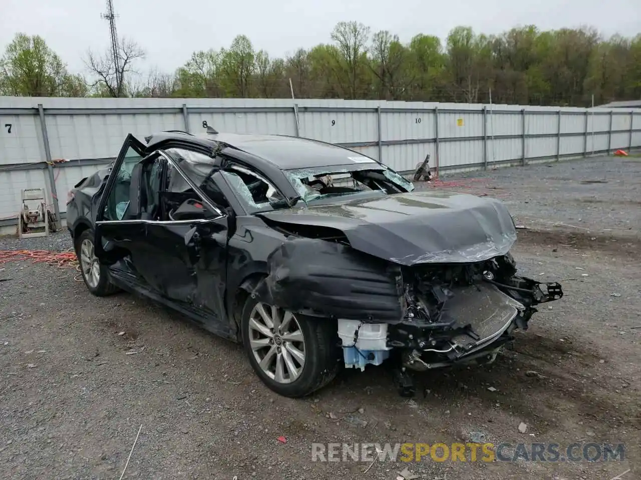 1 Photograph of a damaged car 4T1C11AK8LU951393 TOYOTA CAMRY 2020