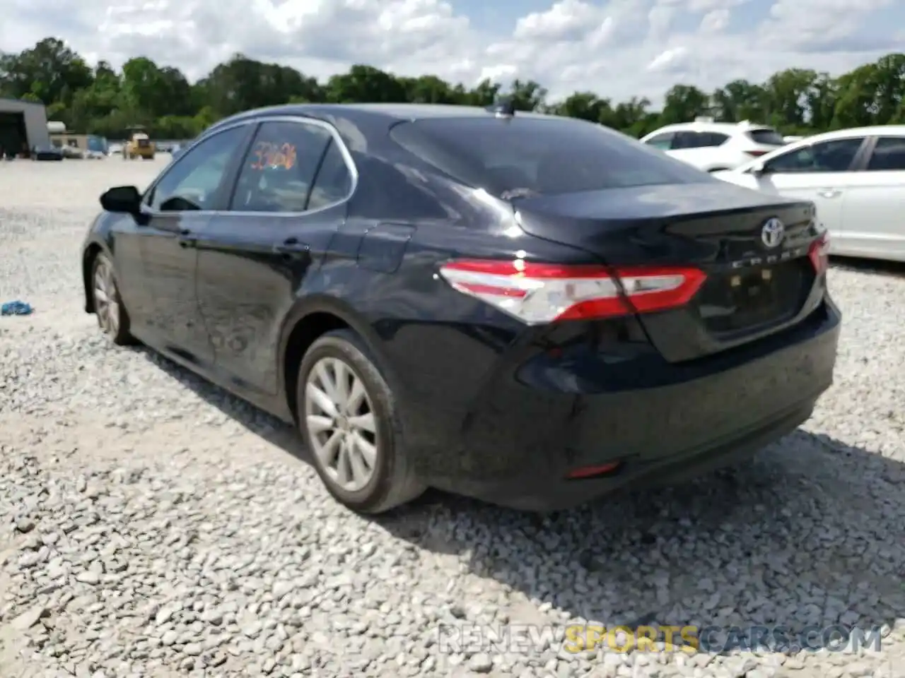 3 Photograph of a damaged car 4T1C11AK8LU969604 TOYOTA CAMRY 2020