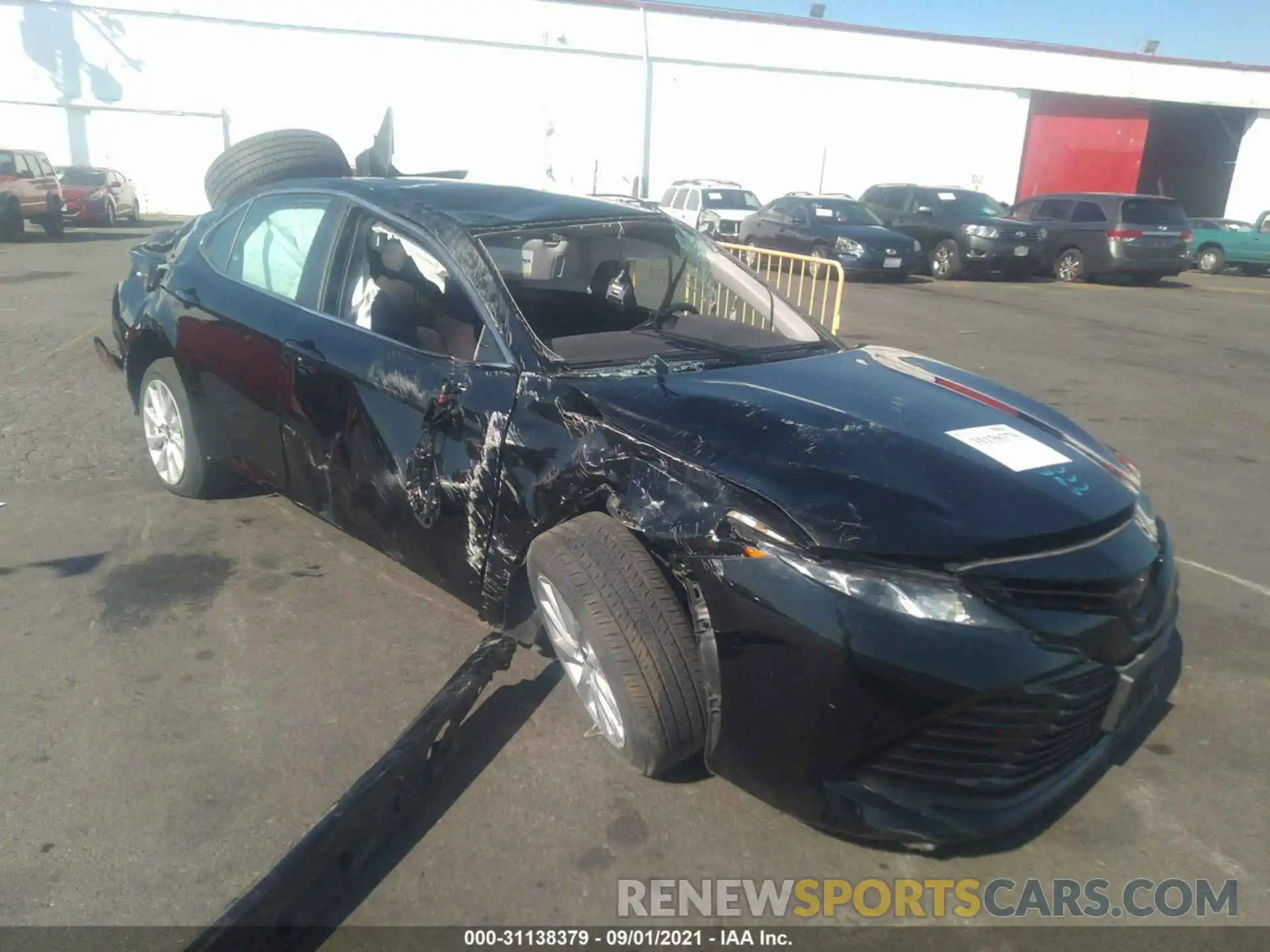 1 Photograph of a damaged car 4T1C11AK8LU979789 TOYOTA CAMRY 2020