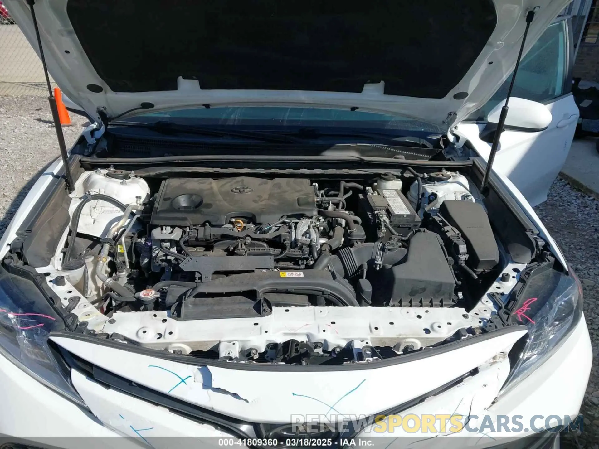 10 Photograph of a damaged car 4T1C11AK9LU315906 TOYOTA CAMRY 2020