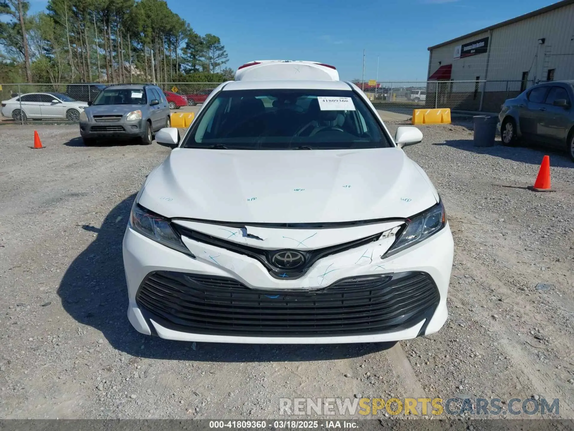 13 Photograph of a damaged car 4T1C11AK9LU315906 TOYOTA CAMRY 2020