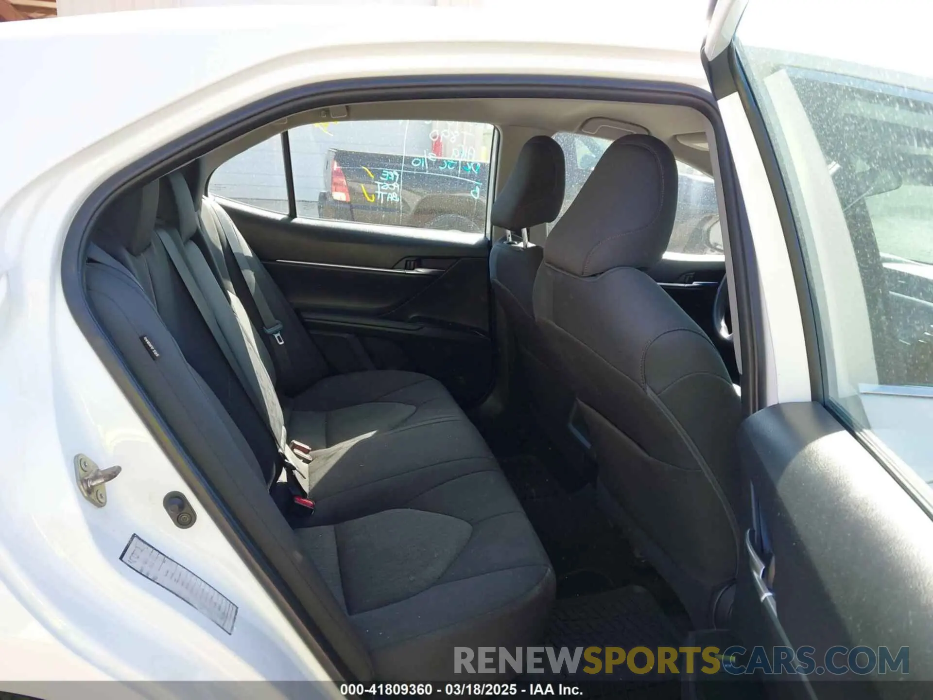 8 Photograph of a damaged car 4T1C11AK9LU315906 TOYOTA CAMRY 2020