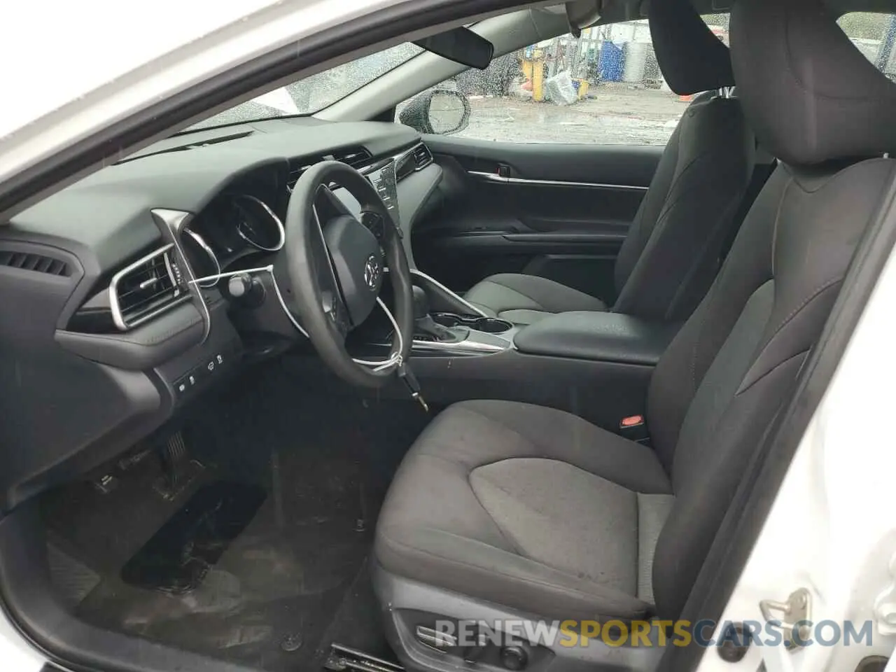7 Photograph of a damaged car 4T1C11AK9LU316098 TOYOTA CAMRY 2020