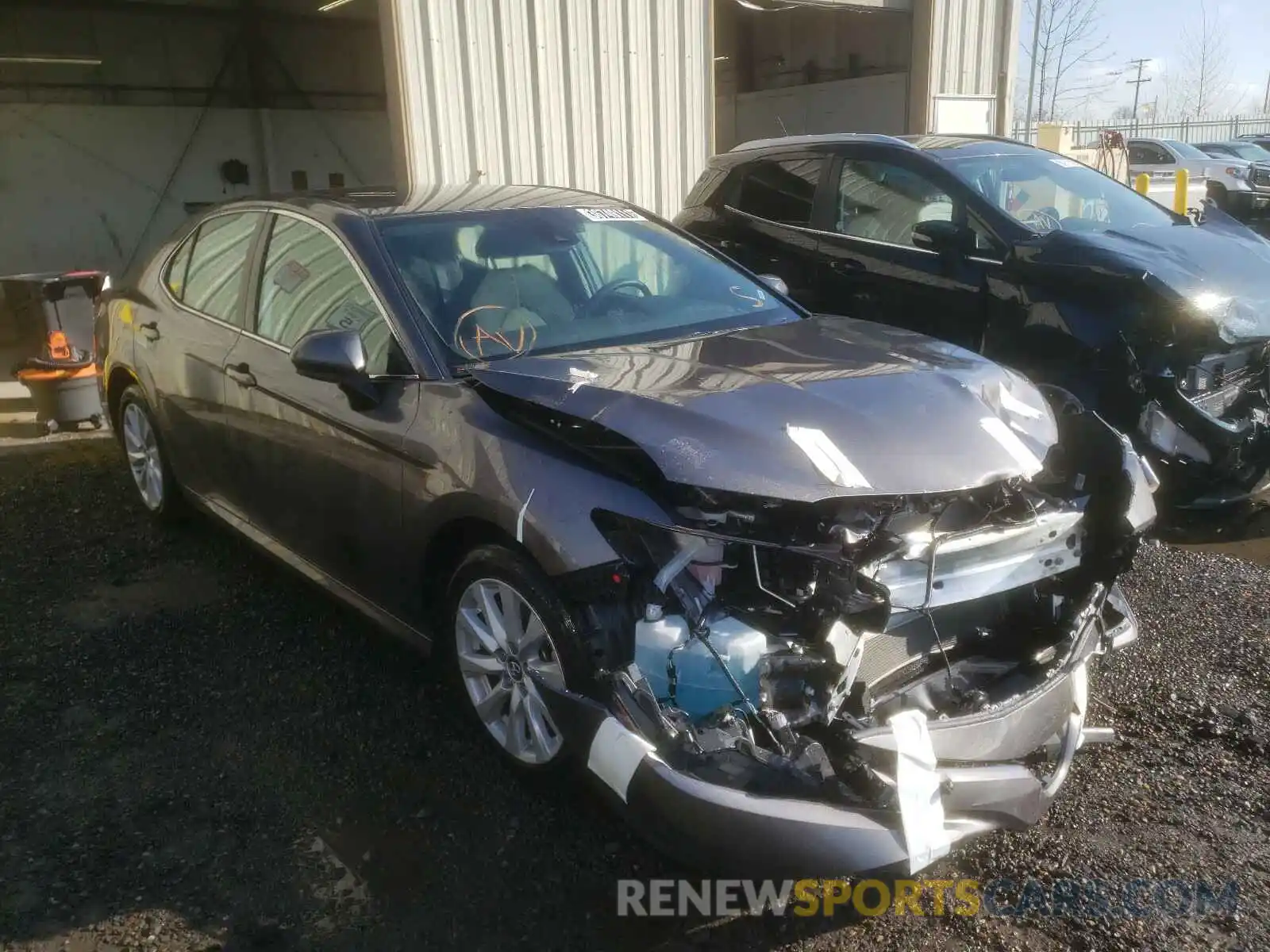 1 Photograph of a damaged car 4T1C11AK9LU331037 TOYOTA CAMRY 2020