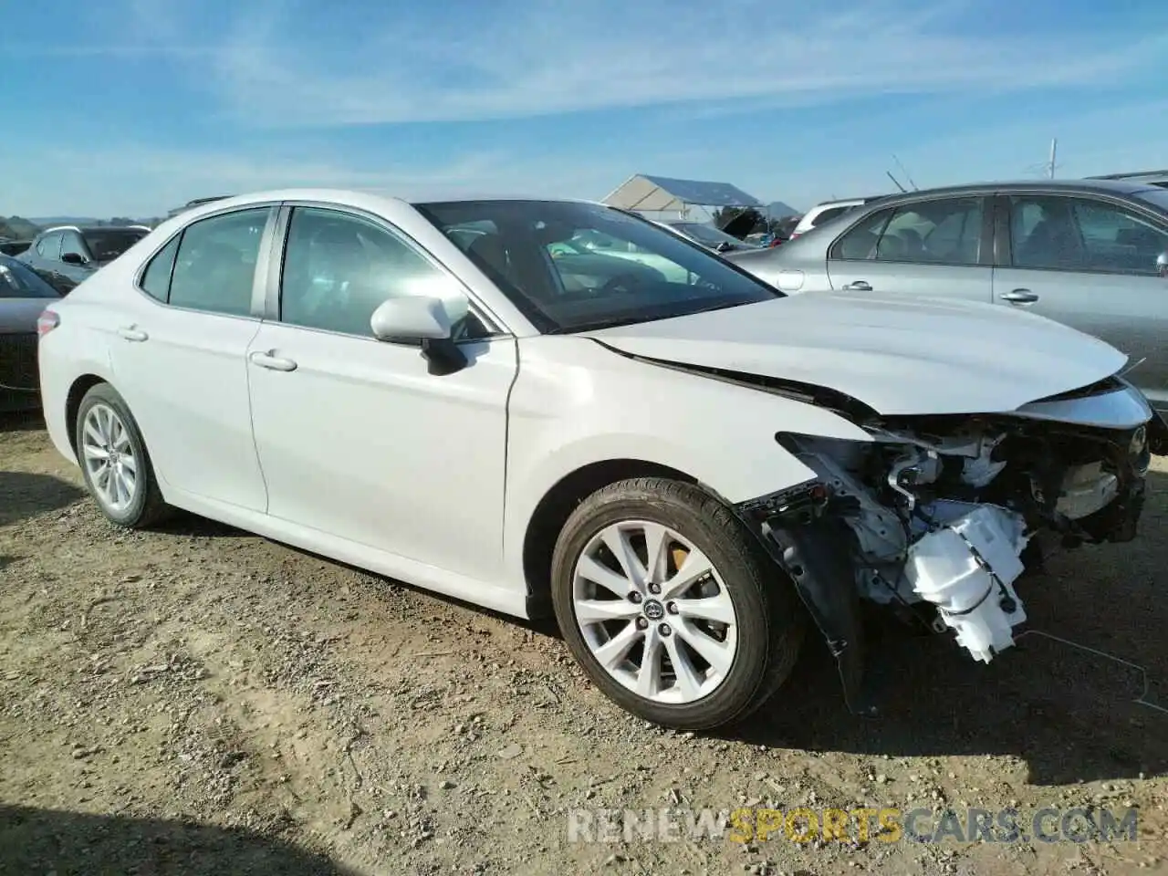 4 Photograph of a damaged car 4T1C11AK9LU334293 TOYOTA CAMRY 2020